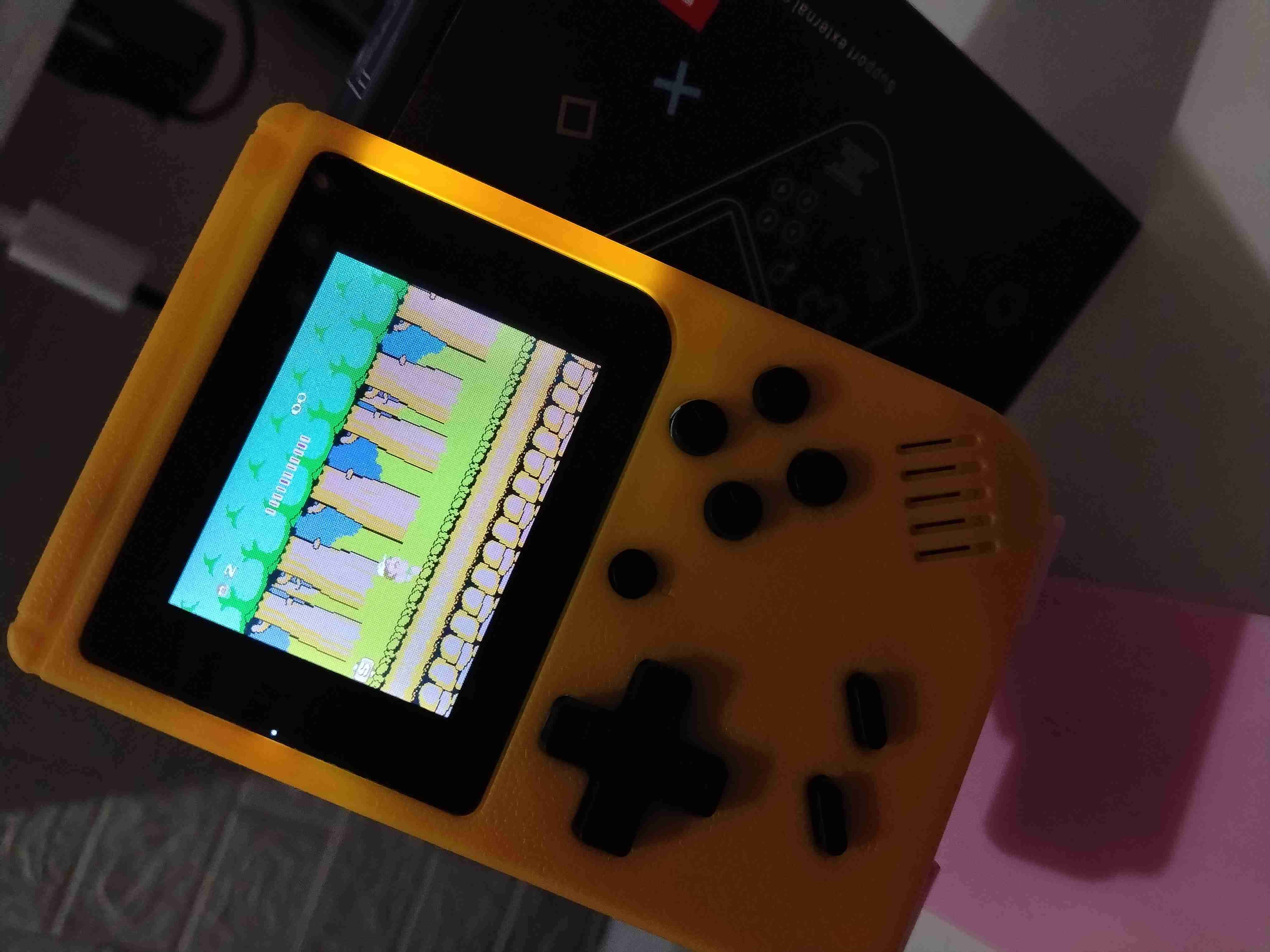 Consola portátil retro amarilla 8 bits NES - miniatura 1