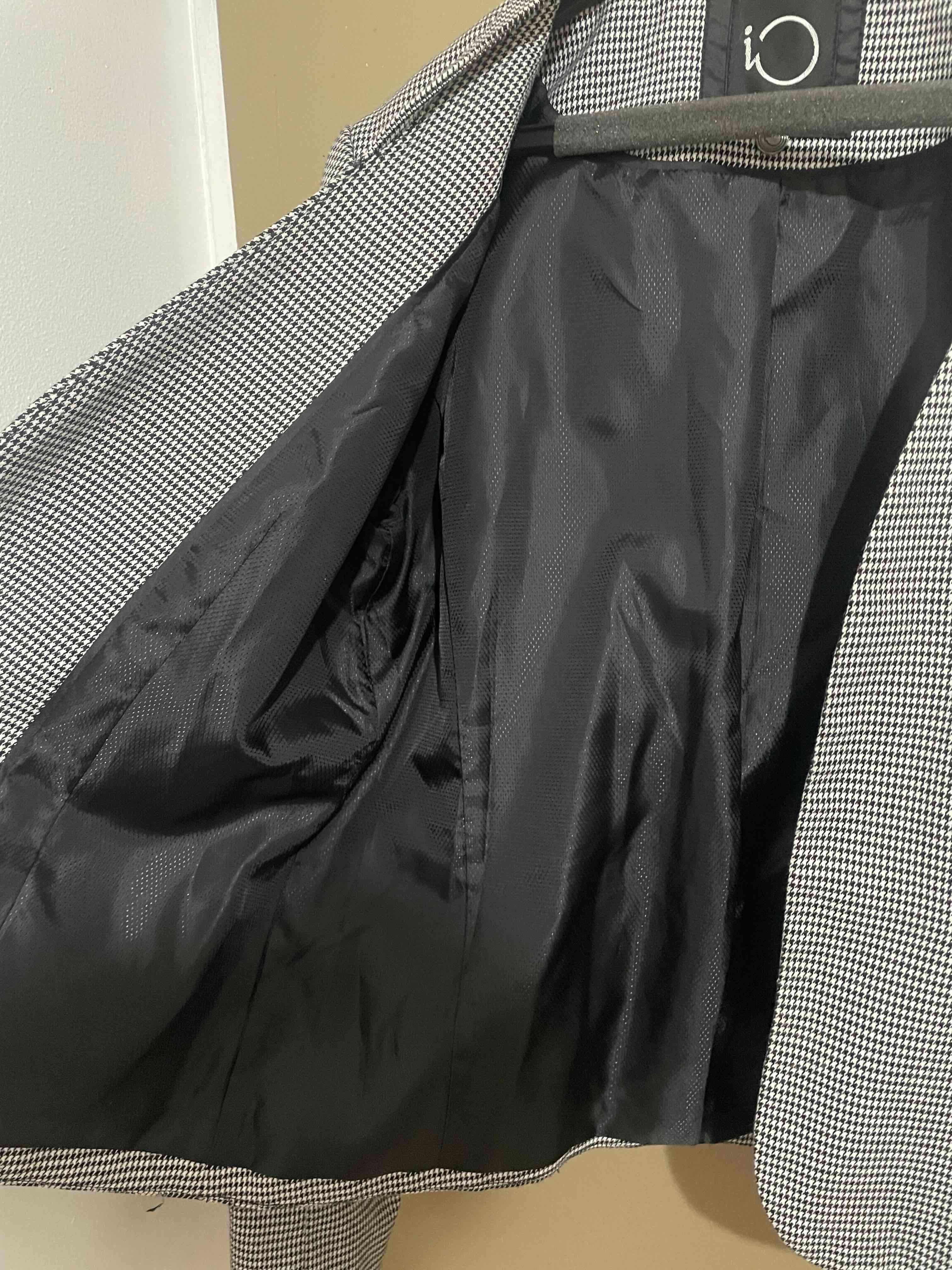 Blazer marca iO - miniatura 3