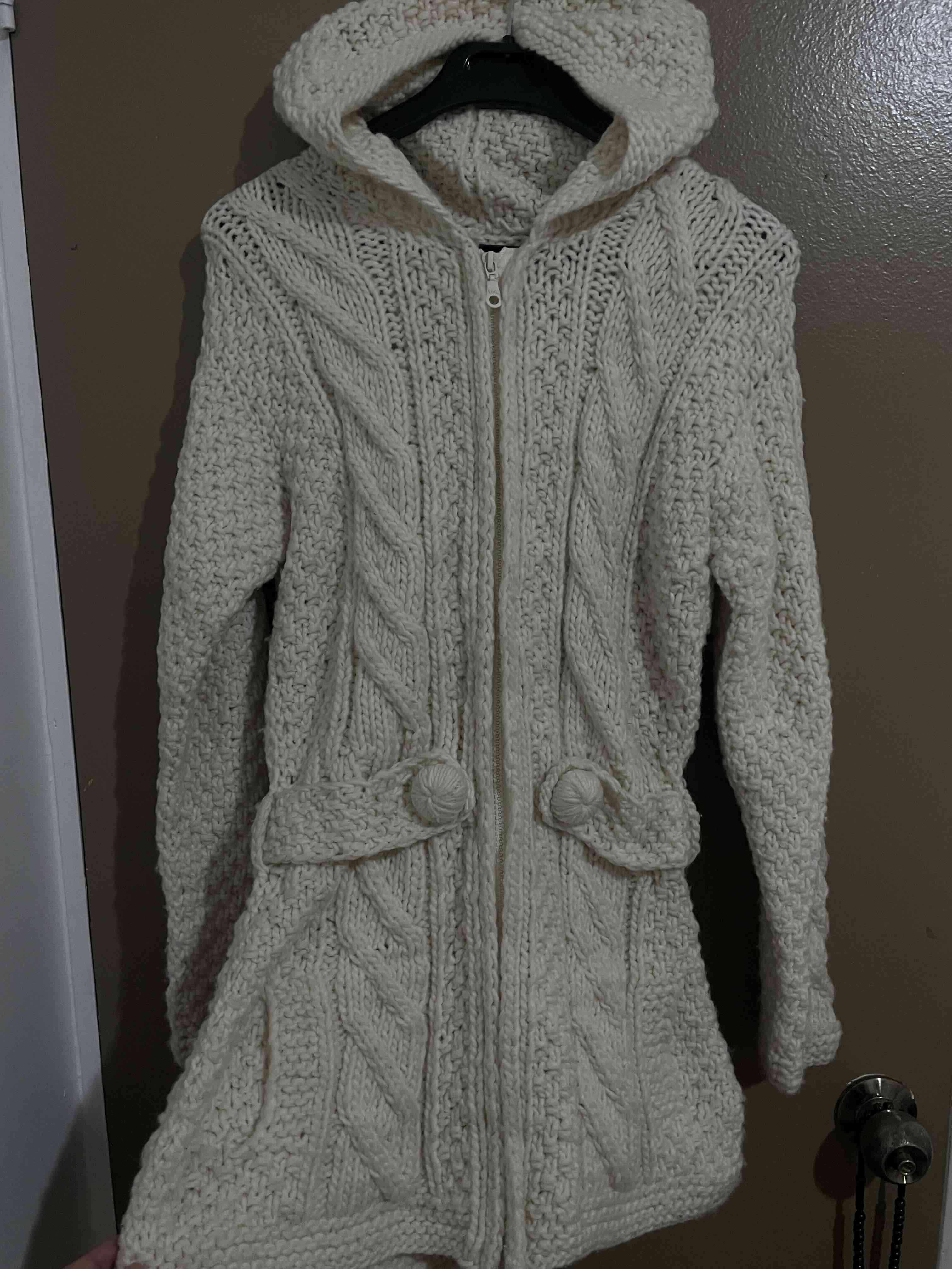 Chaqueta de lana con capucha - miniatura 1