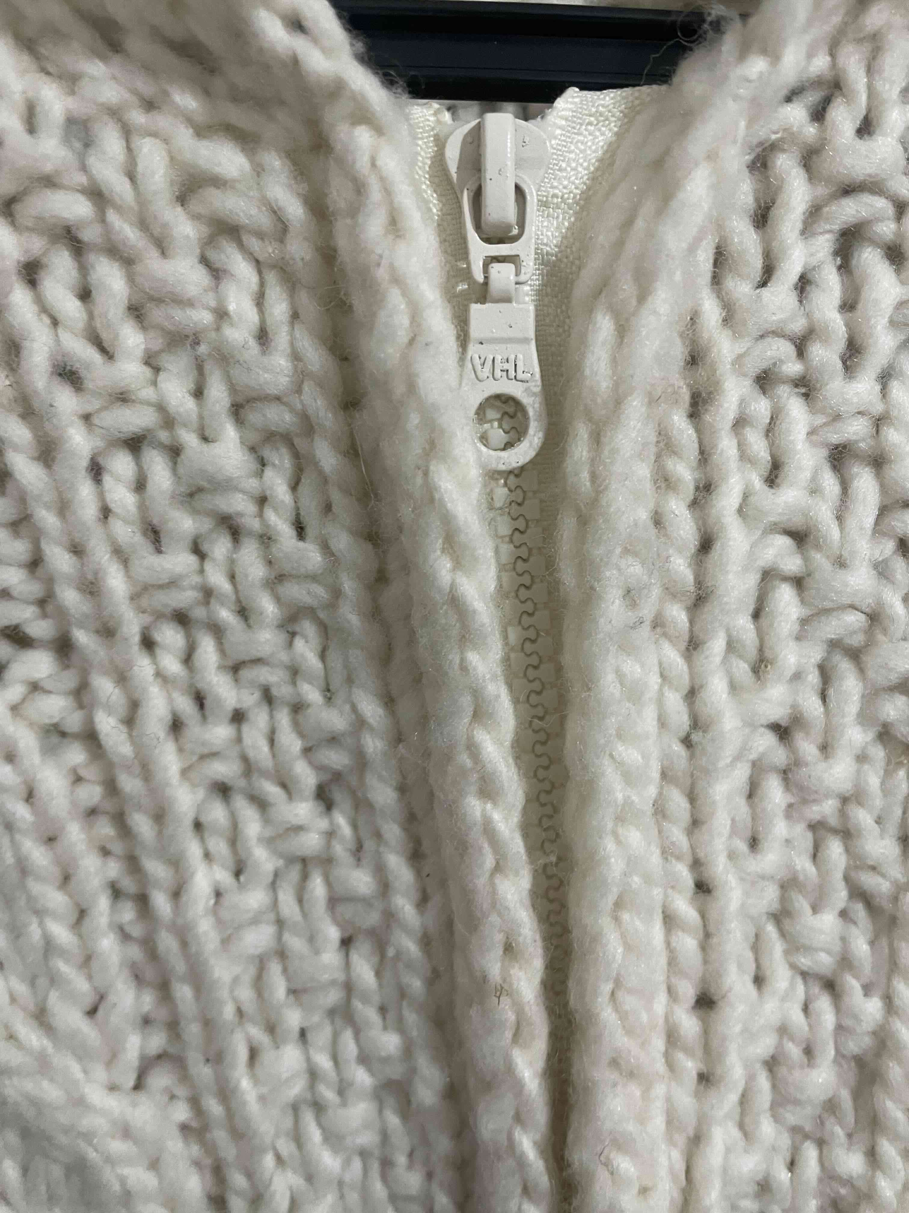 Chaqueta de lana con capucha - miniatura 2