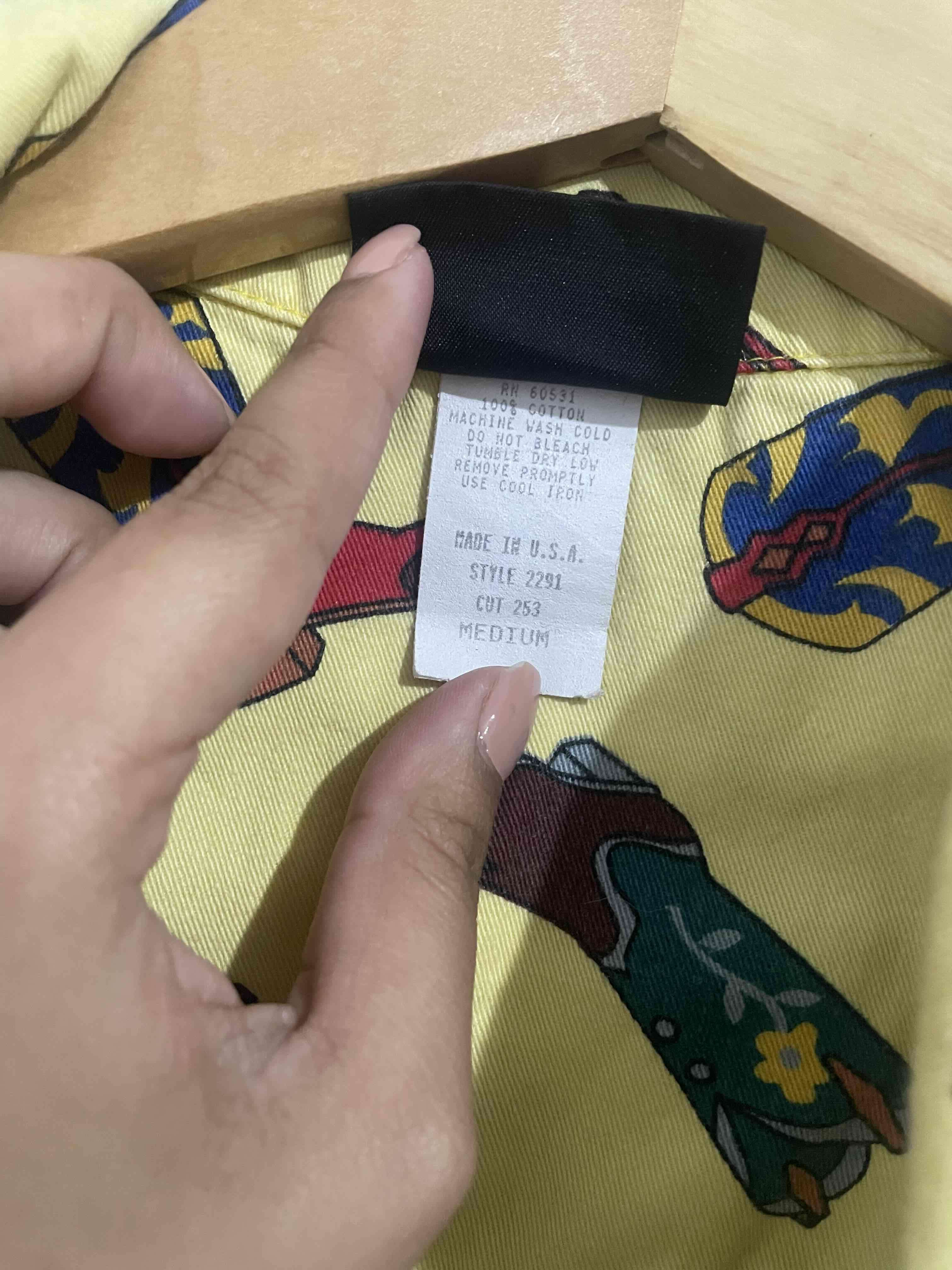 Camisa estampada amarilla - miniatura 1