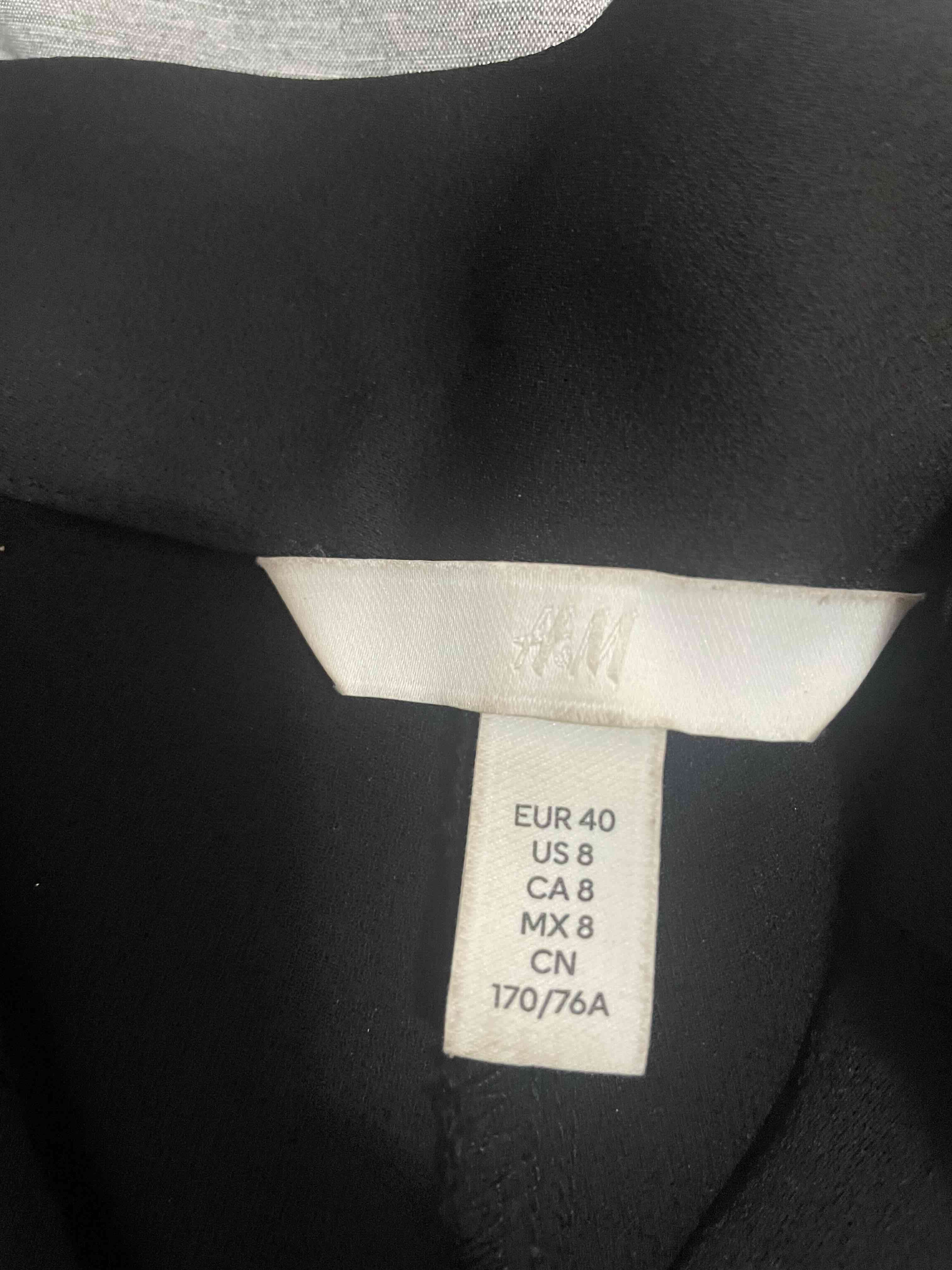 Chaqueta peluda negra - miniatura 2