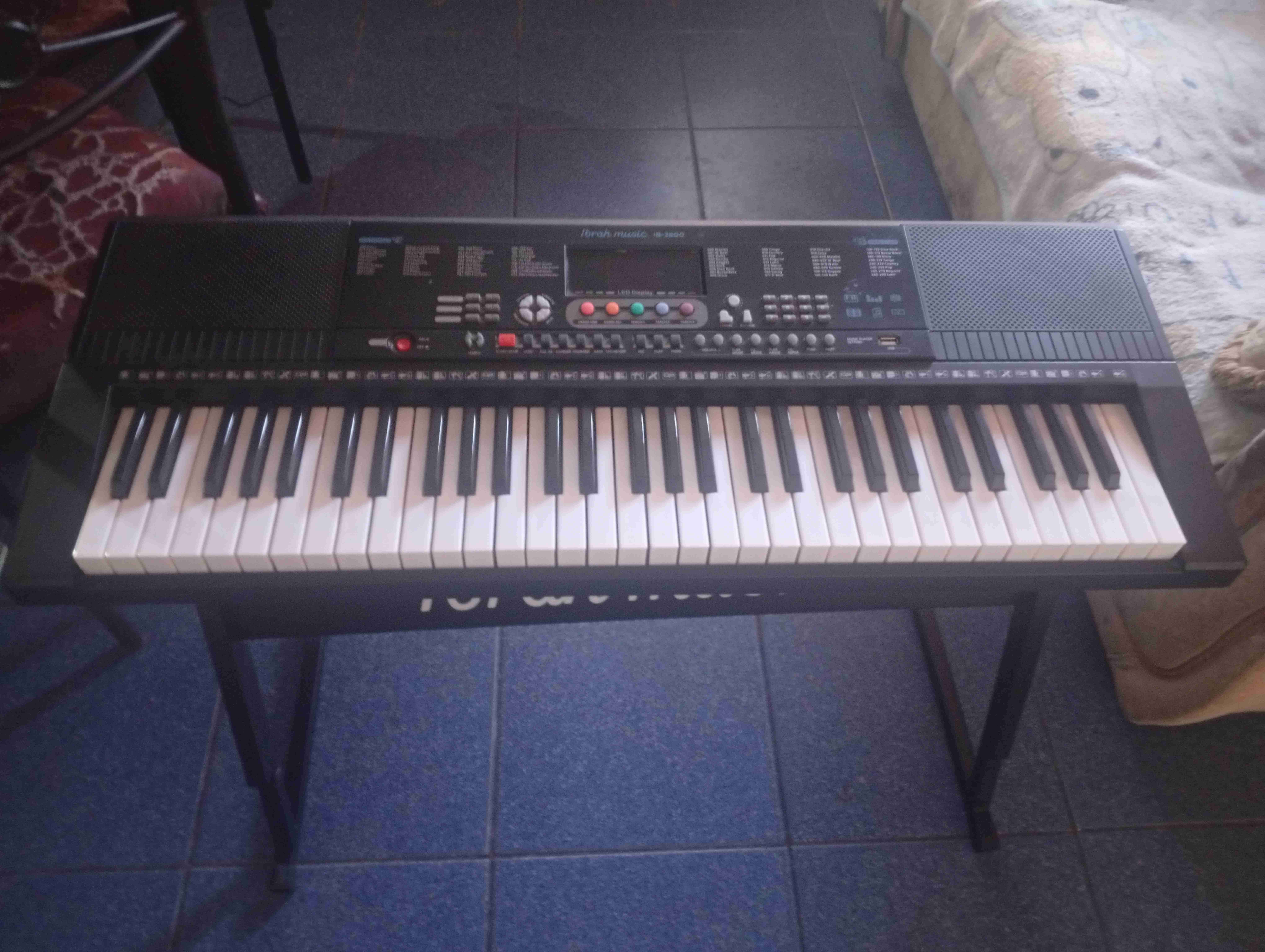 Teclado Ibrah Music IB-2800 - miniatura 1