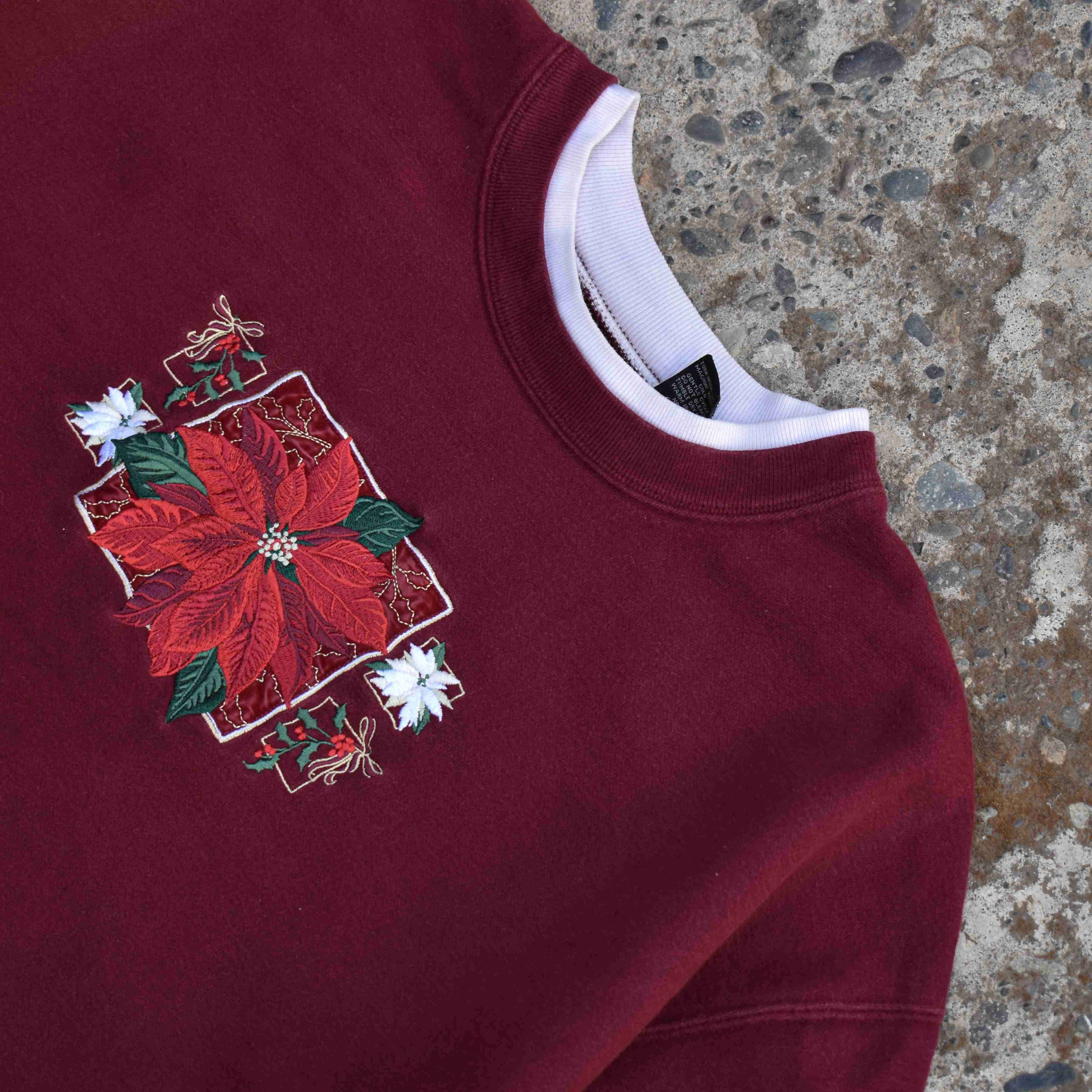Polerón bordado rojo oscuro - miniatura 2