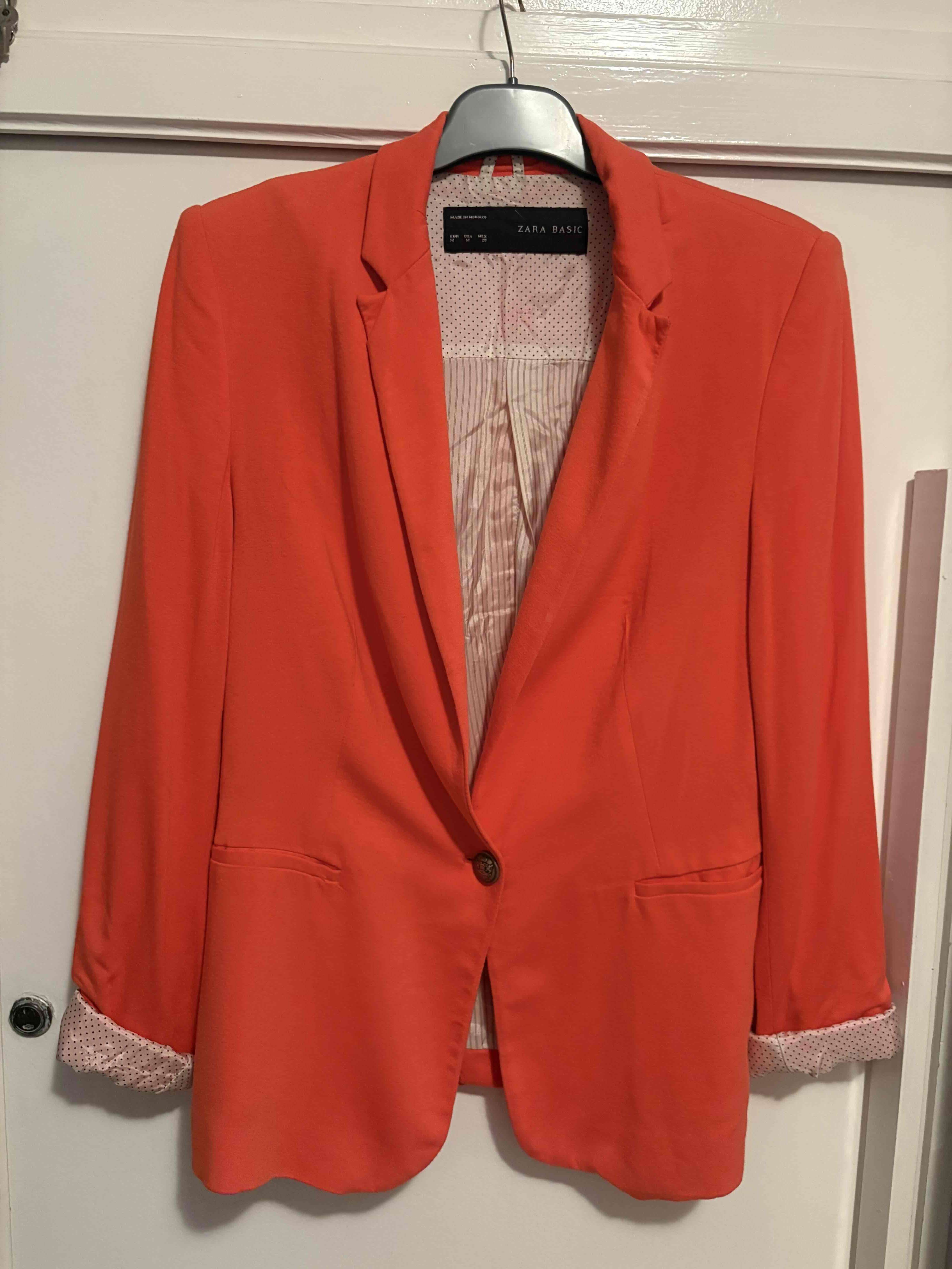 Blazer rojo Zara Basic