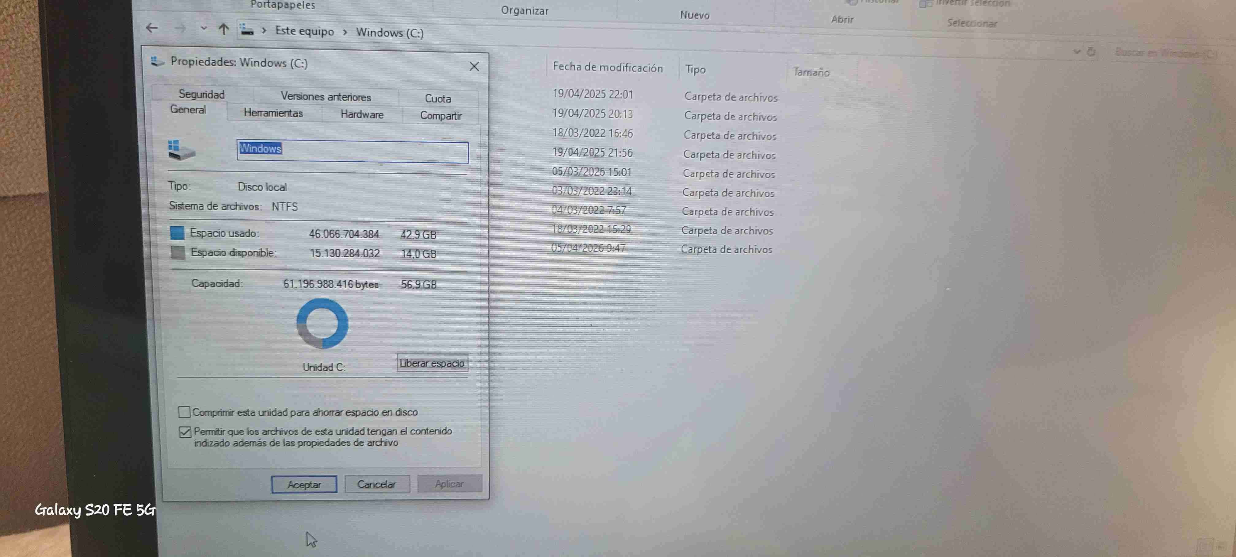 Notebook gris pantalla HD - miniatura 4