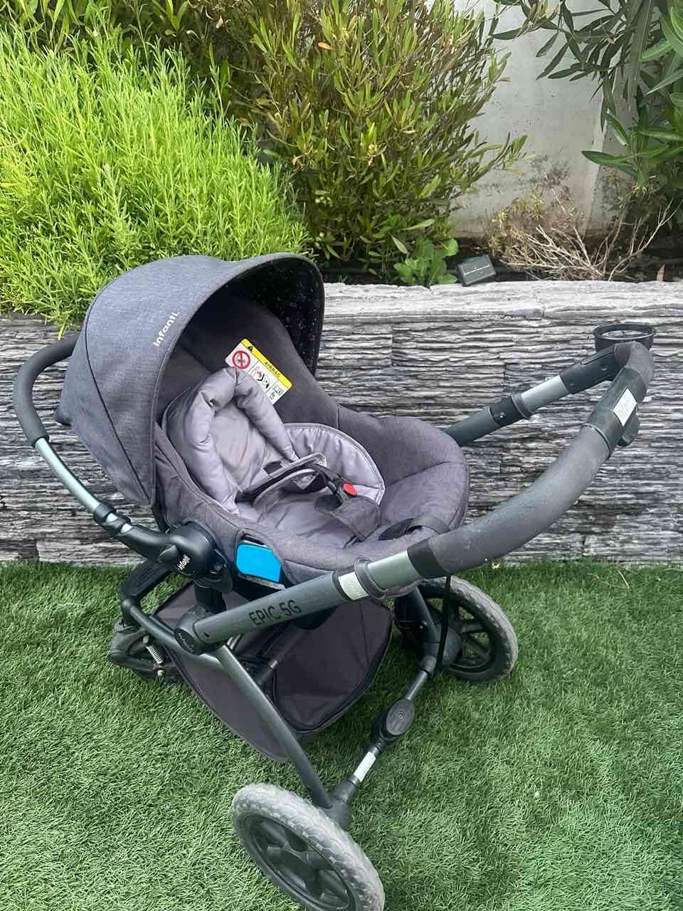 Coche de bebé Infanti gris - 1