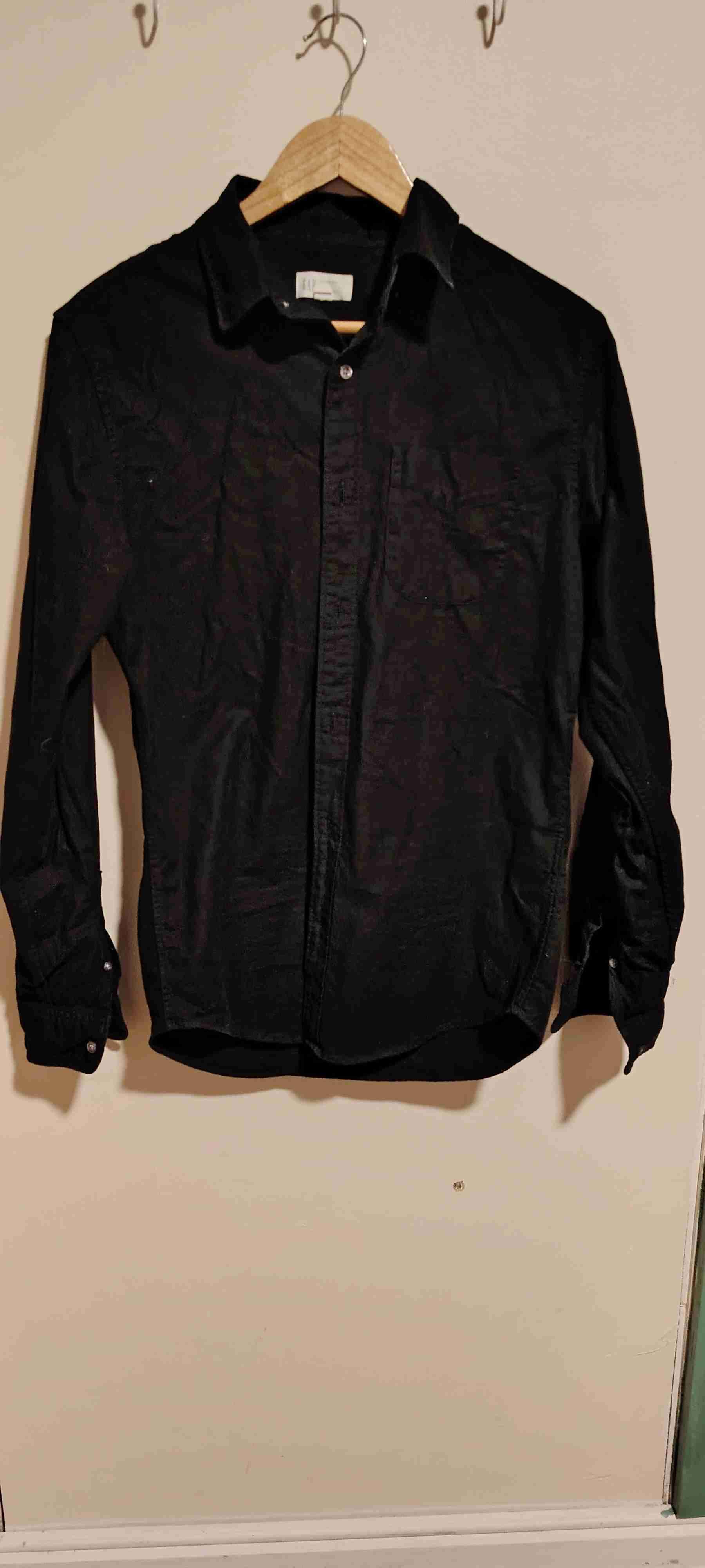 Camisa negra de hombre - miniatura 1