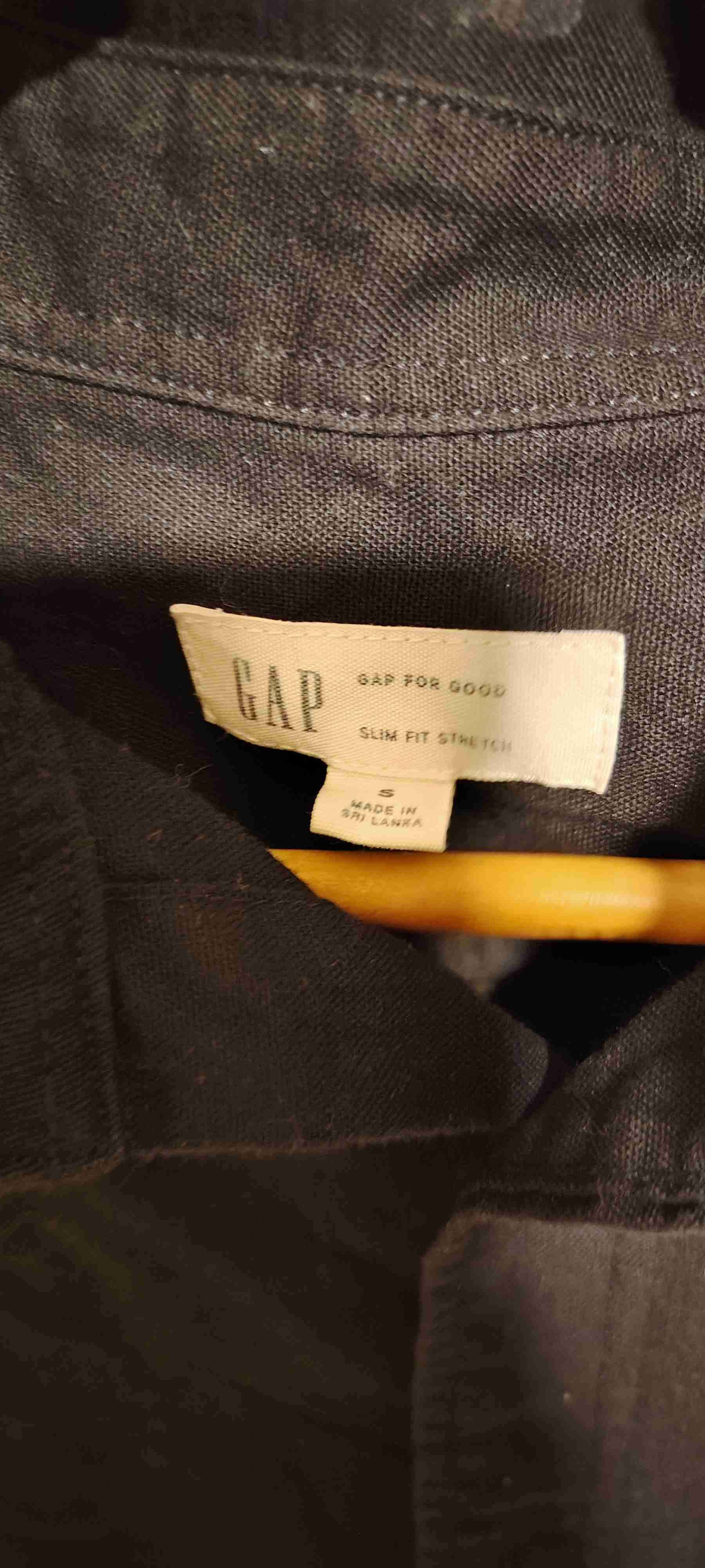 Camisa negra de hombre - miniatura 2