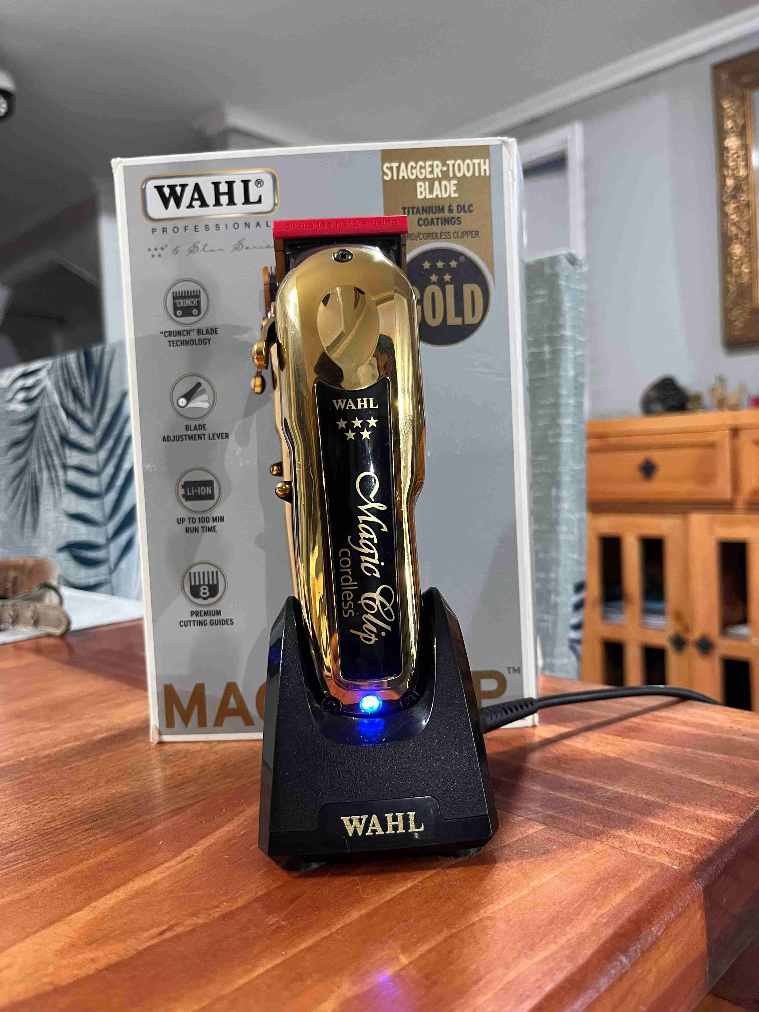 Máquina de cortar cabello Wahl dorada - miniatura 2