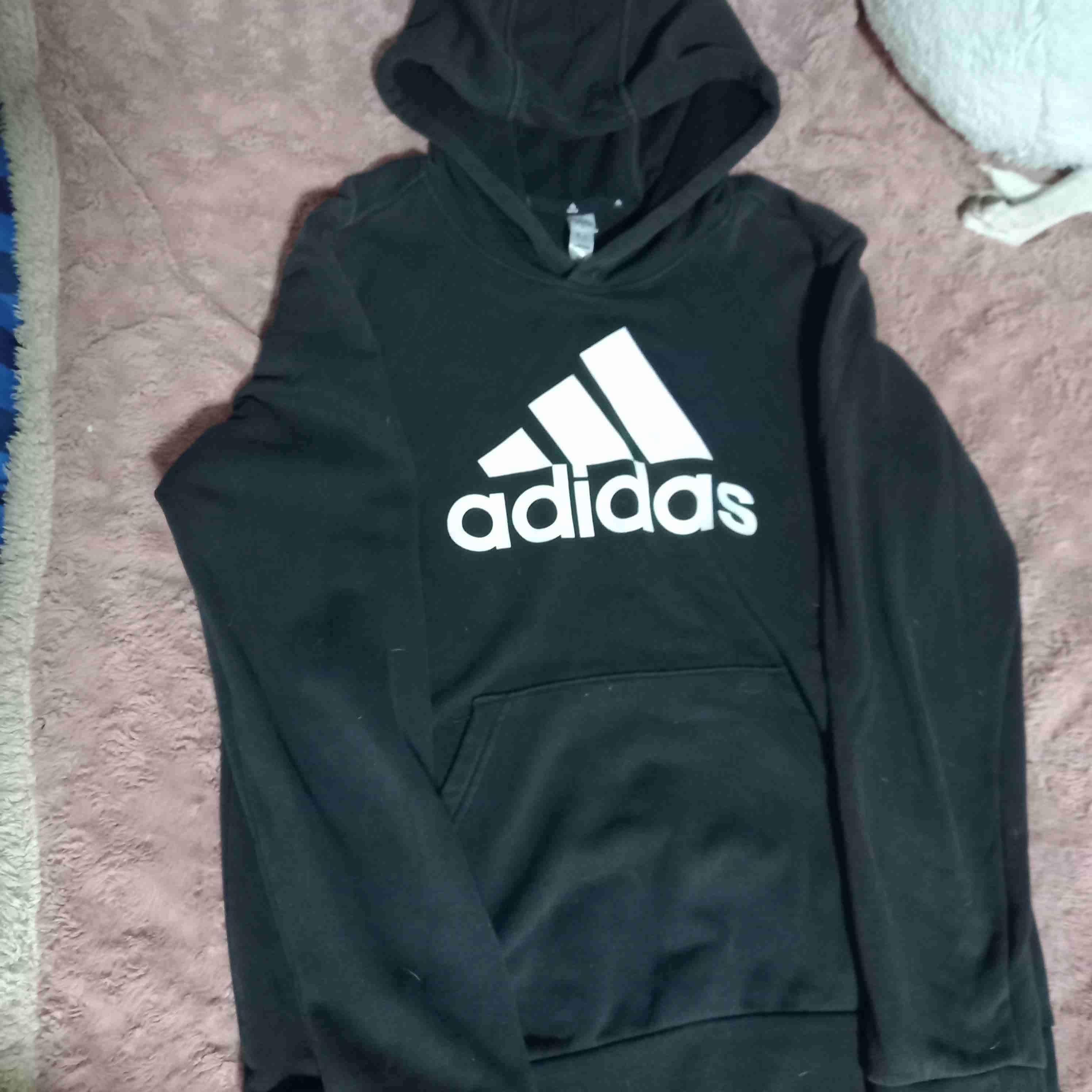 Polerón negro Adidas con capucha - miniatura 1