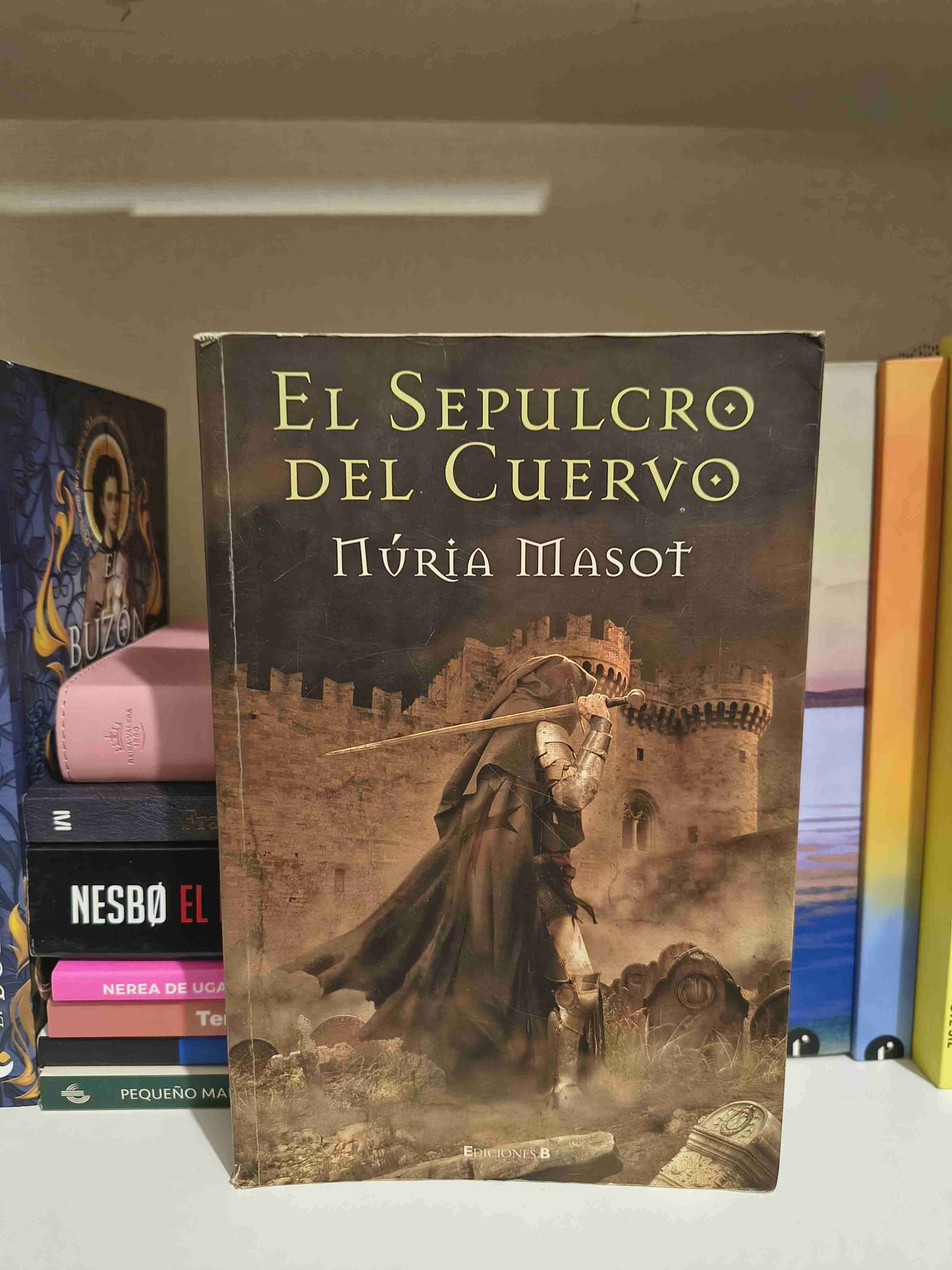 Libro 'El Sepulcro del Cuervo' - miniatura 1