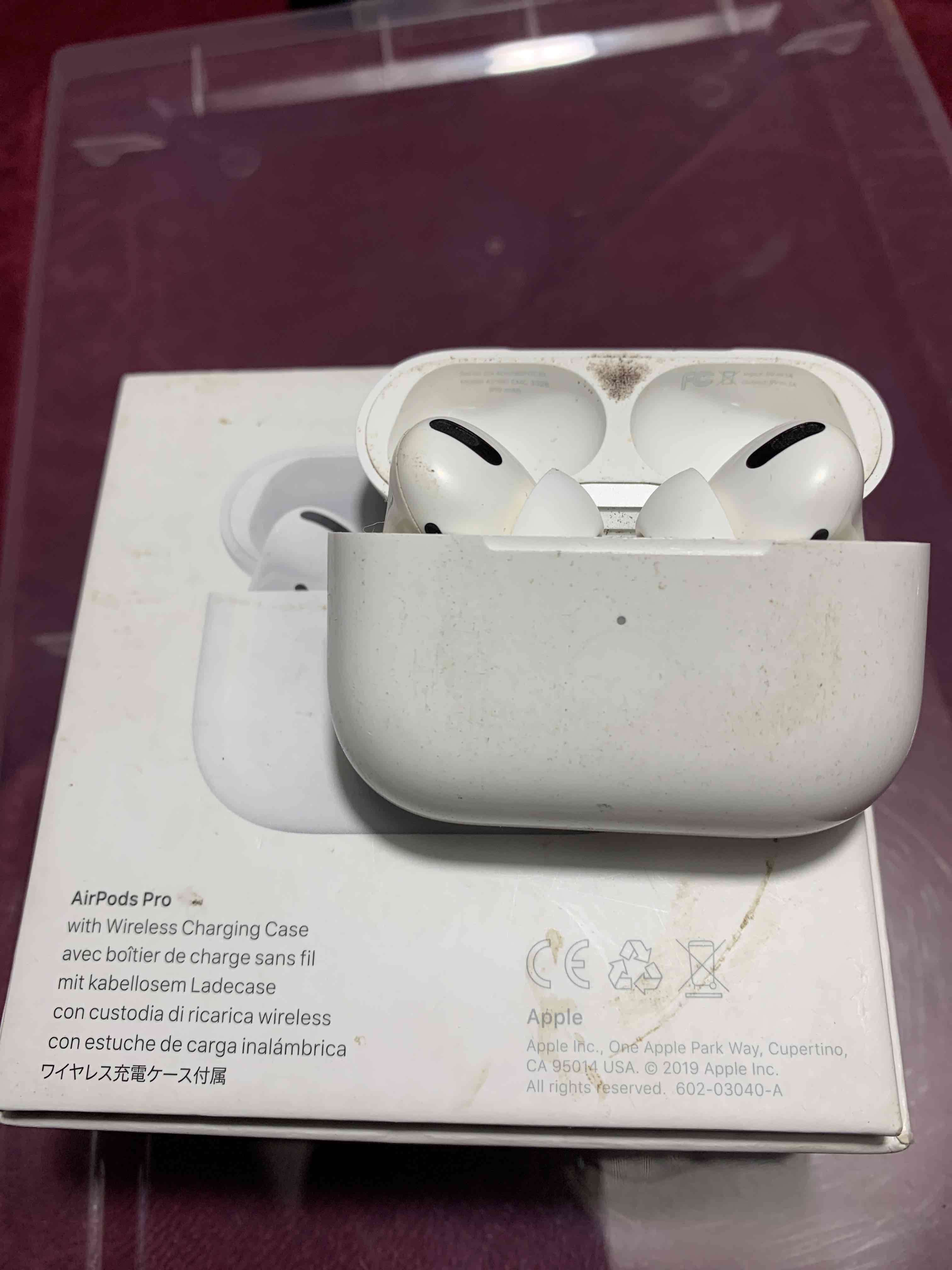 AirPods Pro 2nd con estuche carga - miniatura 1