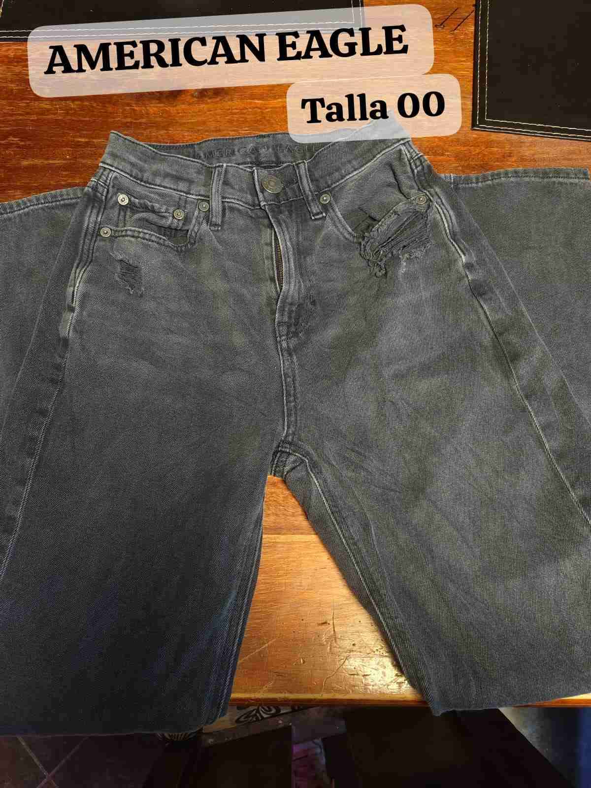 Jeans American Eagle talla 00