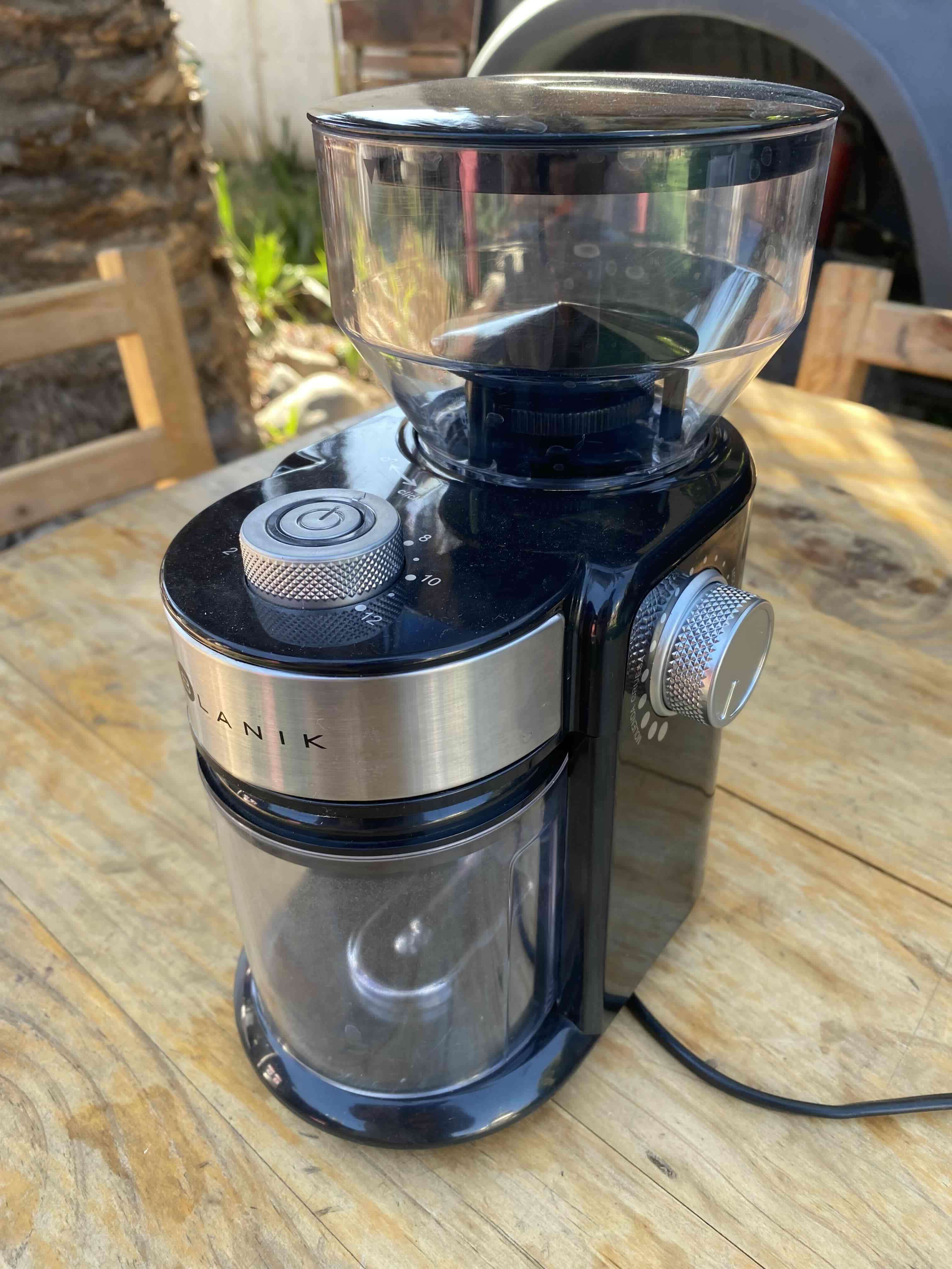 Molino de café eléctrico - miniatura 1