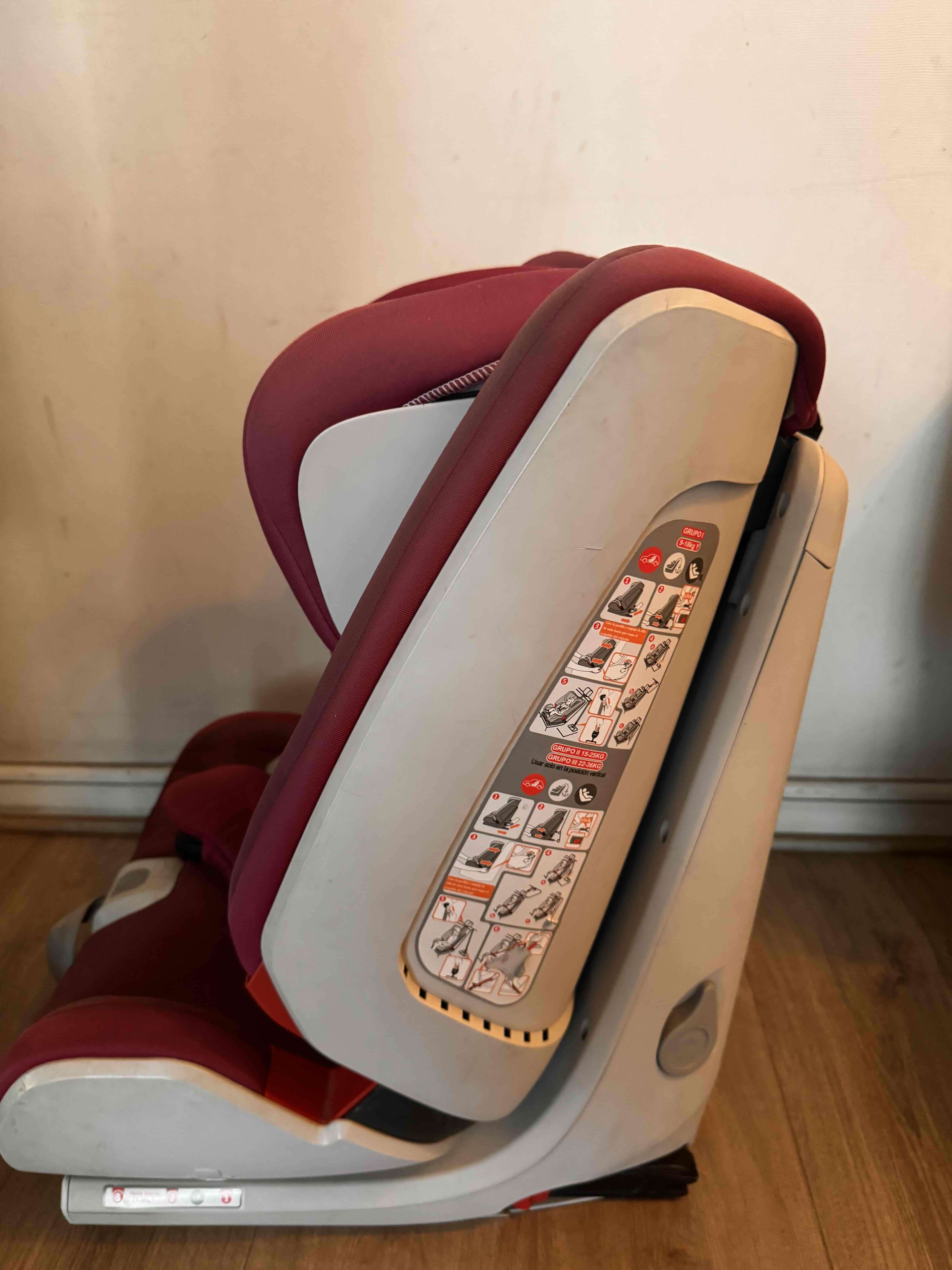 Silla de auto infantil roja - miniatura 5