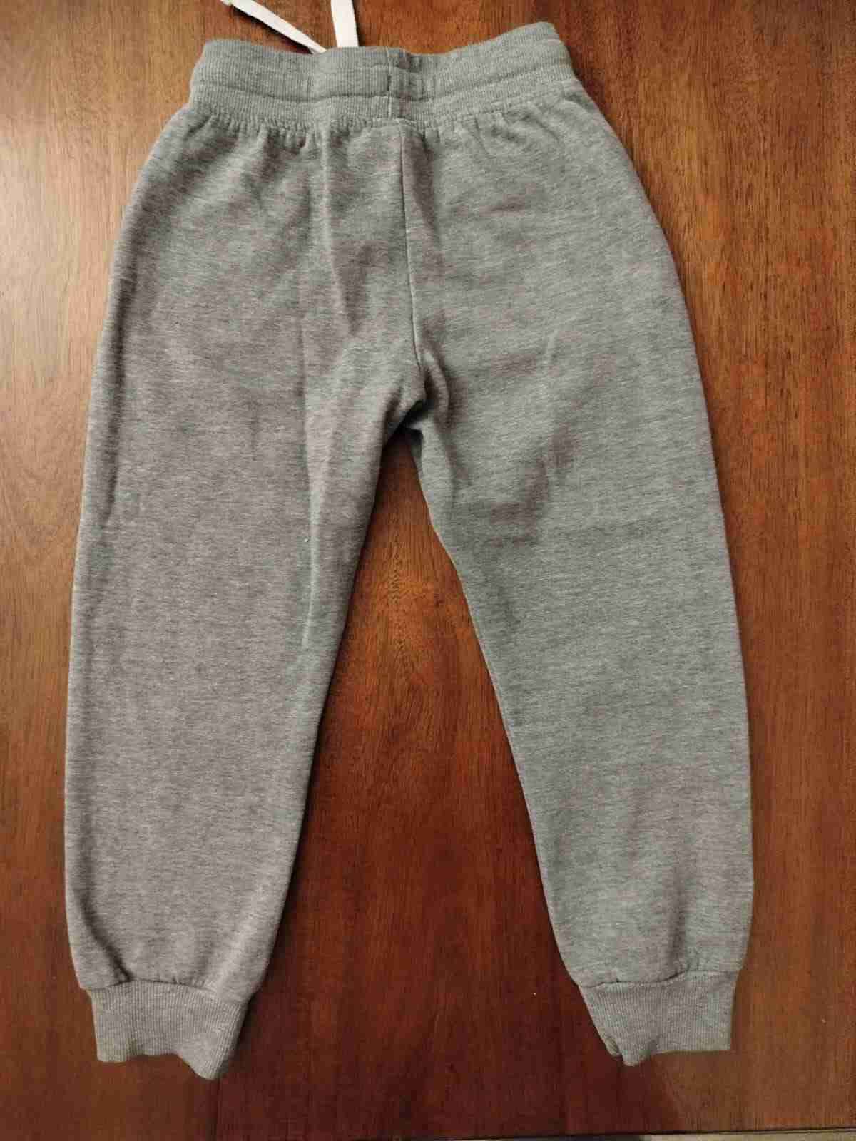 Pantalón deportivo gris para niños talla 6 - miniatura 2