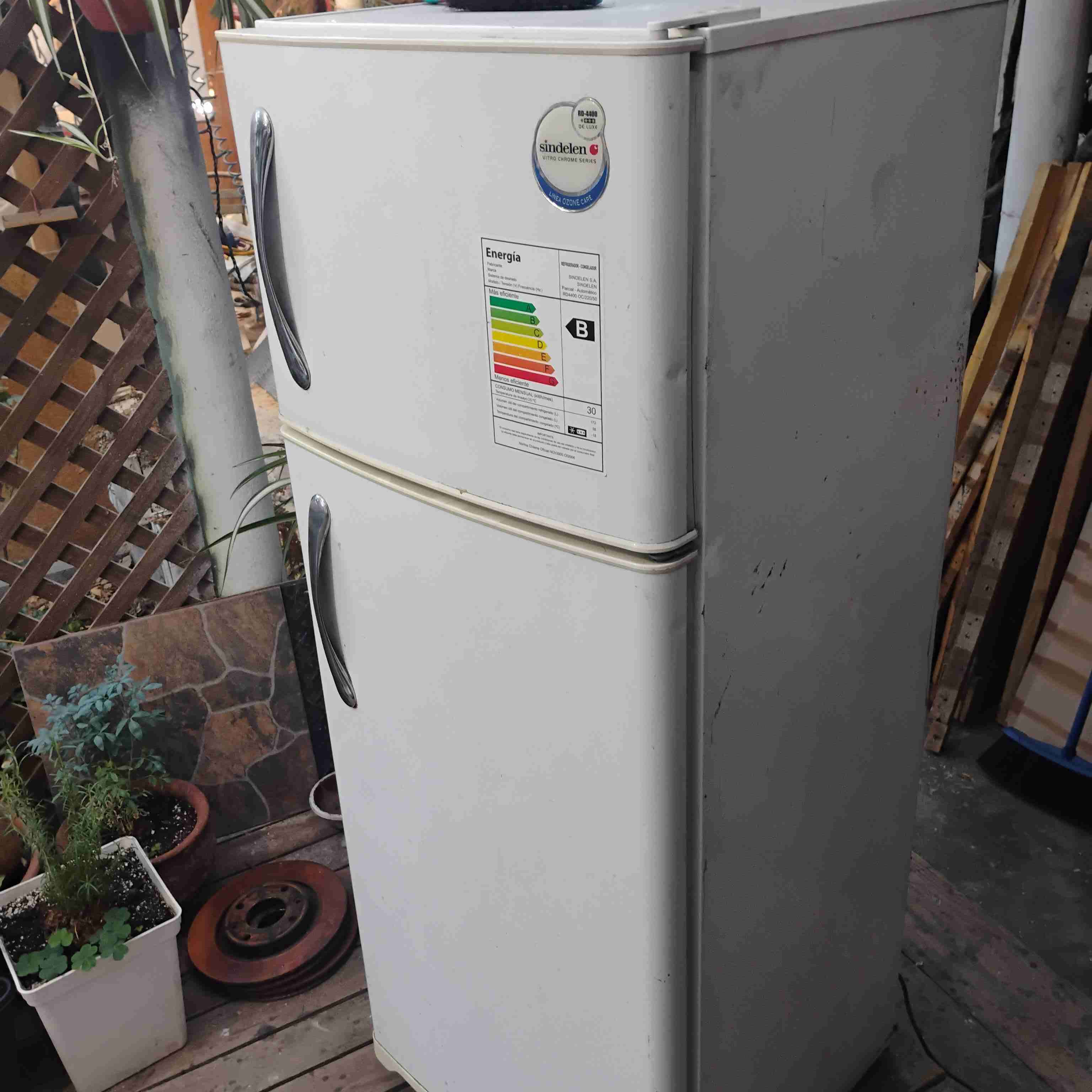 Refrigerador blanco dos puertas Sindelen - miniatura 2