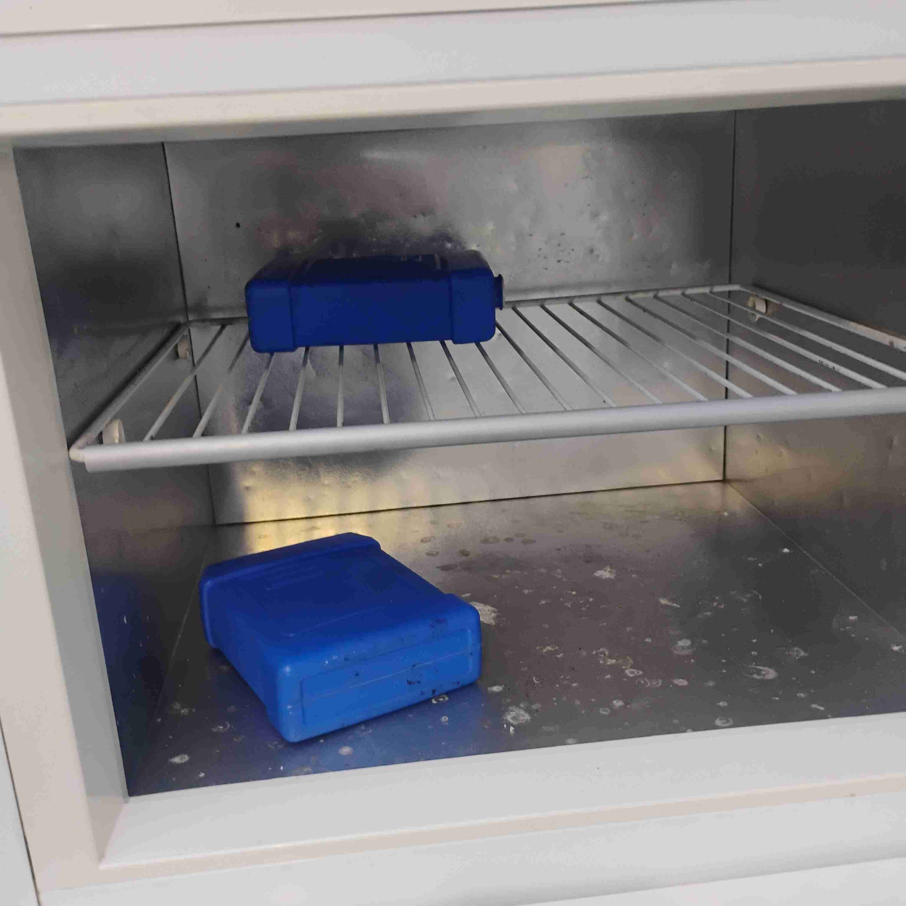 Refrigerador blanco dos puertas Sindelen - miniatura 4