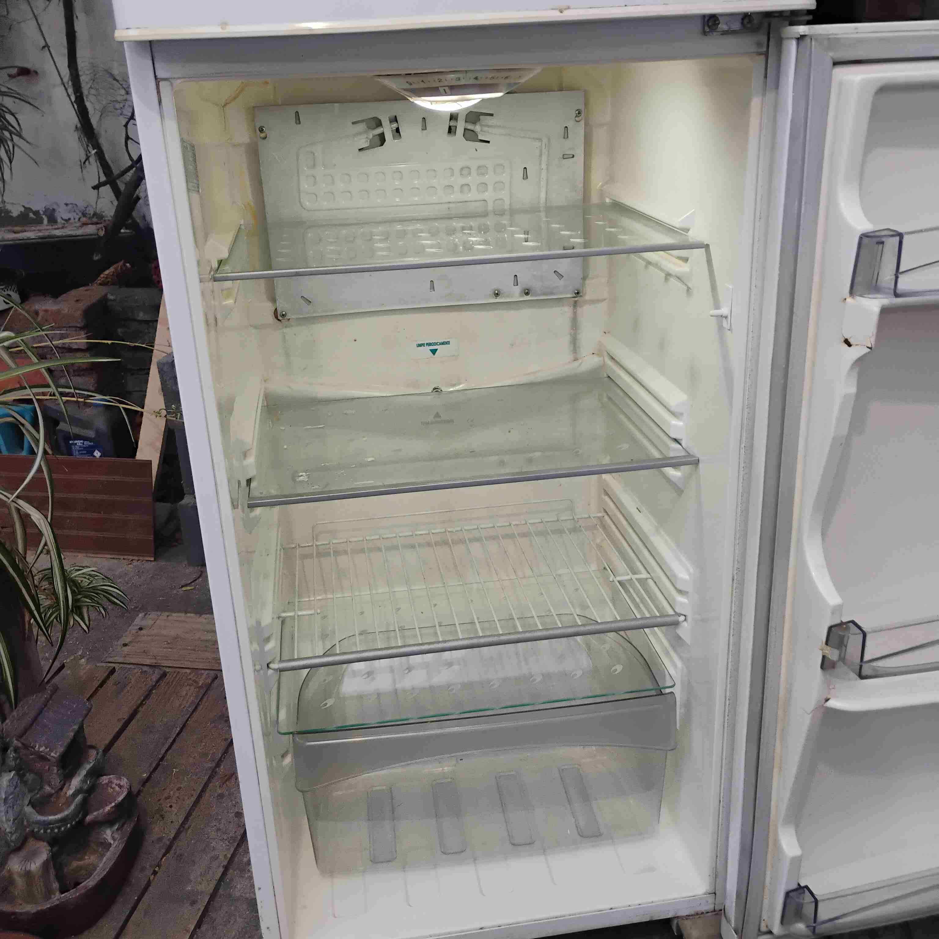 Refrigerador blanco dos puertas Sindelen - miniatura 5