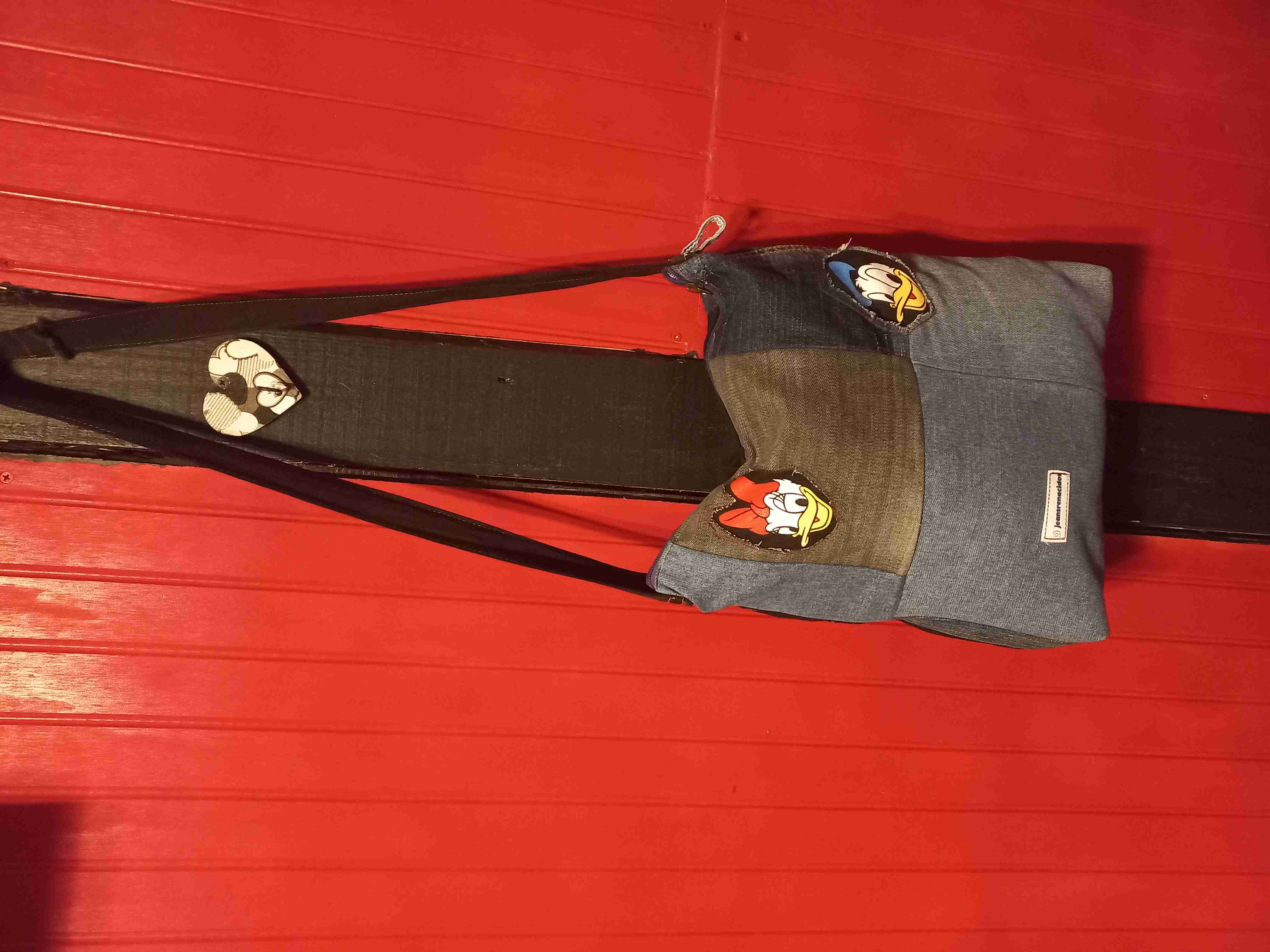 Estuche de tela azul con encaje - 3