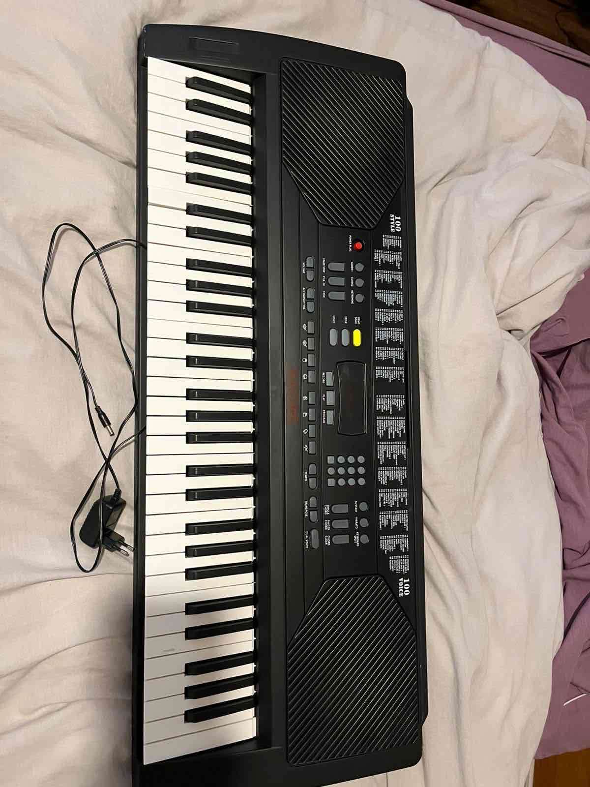 Teclado electrónico negro 61 teclas - miniatura 1