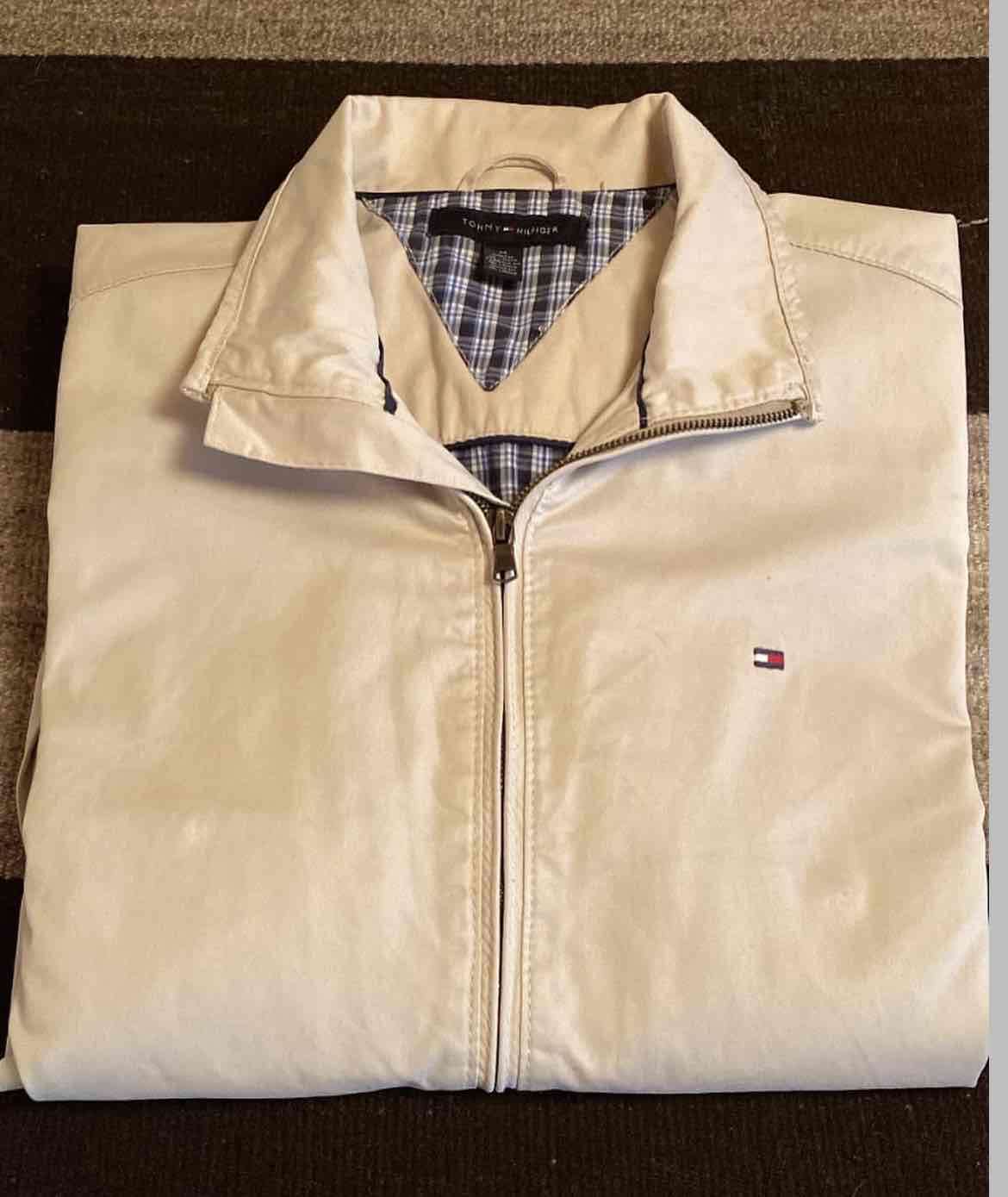 Chaqueta beige con cierre Tommy Hilfiger - miniatura 1