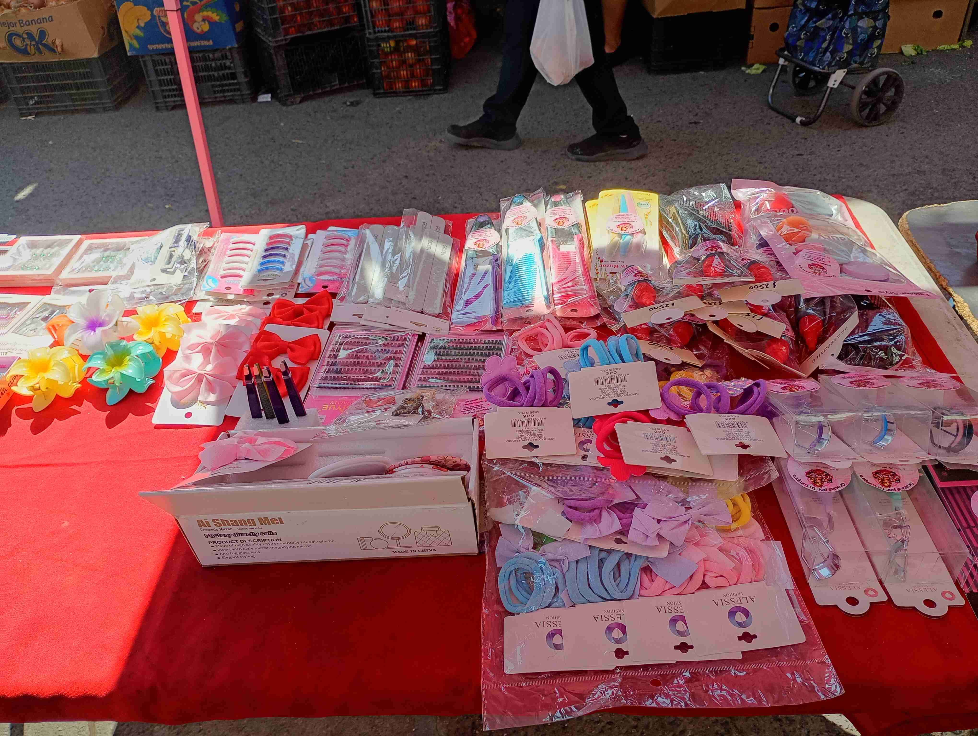 Set de accesorios para el cabello - miniatura 1