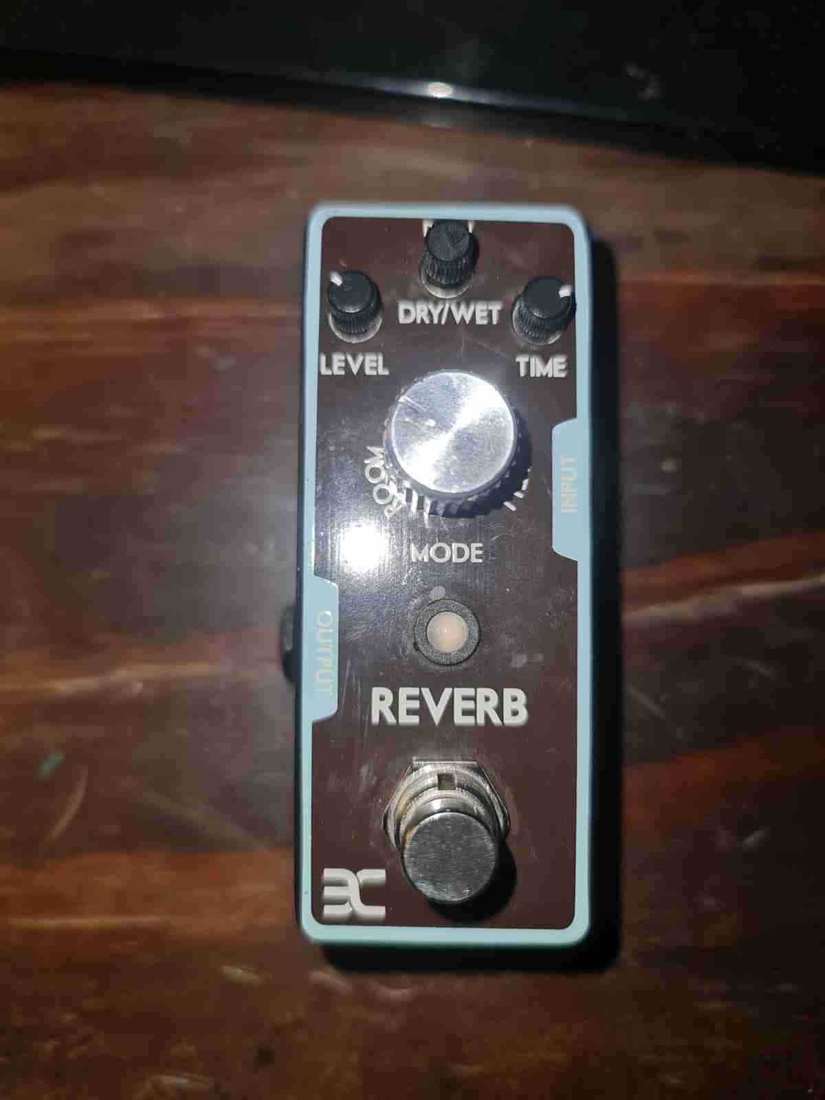 Pedal de efecto reverb EC - miniatura 1