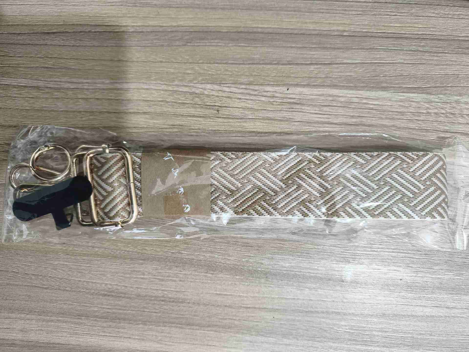 Strap para credenciales, llaves y celular - miniatura 2