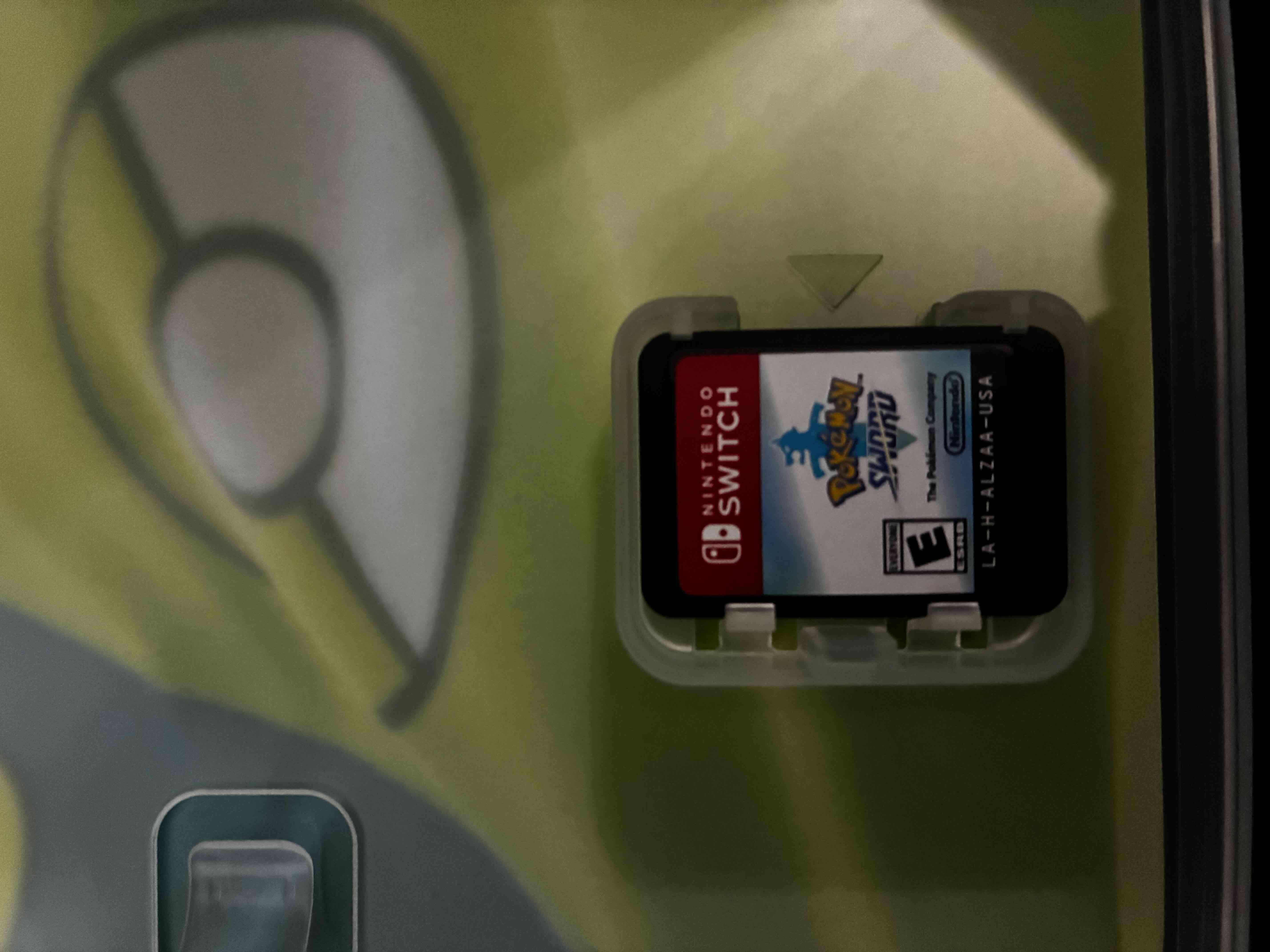 Juego Nintendo Switch Pokémon Sword - 2