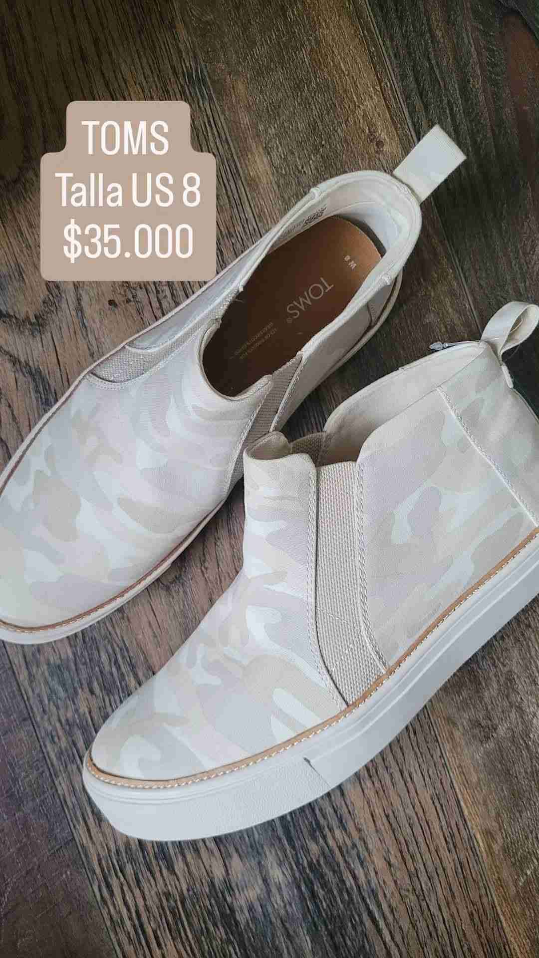 Zapatillas TOMS beige camufladas