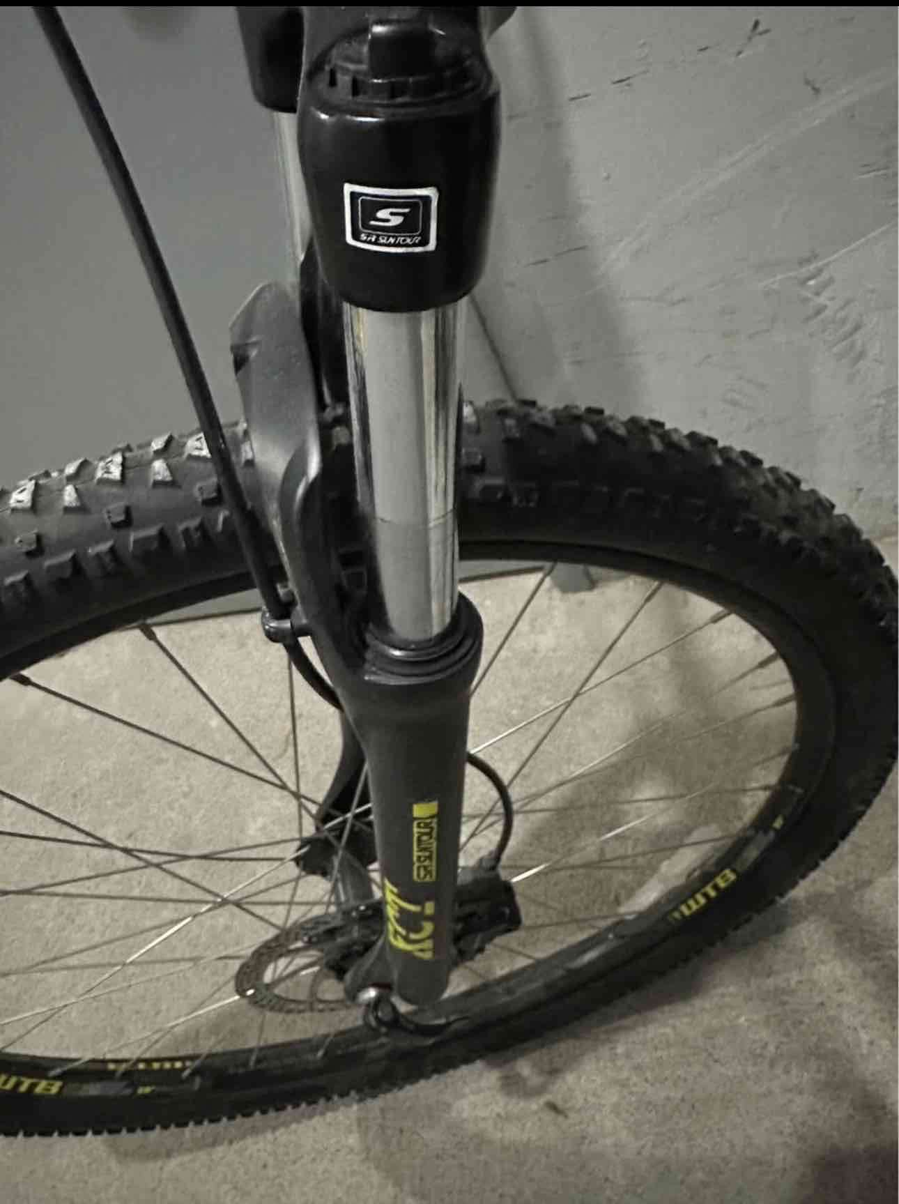 Bicicleta  GT Avalanche 29 - miniatura 4