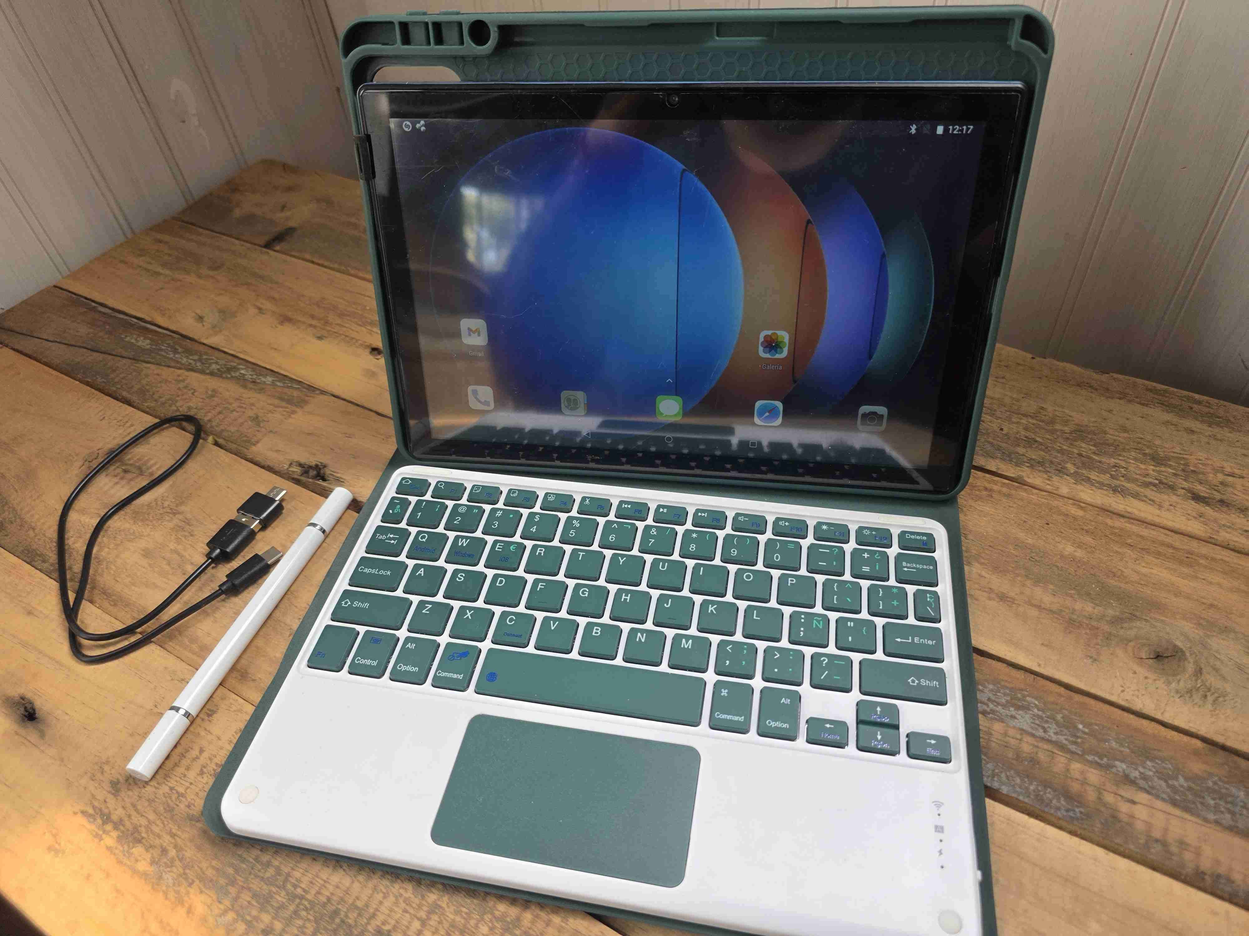 Tablet con teclado y lápiz - miniatura 1