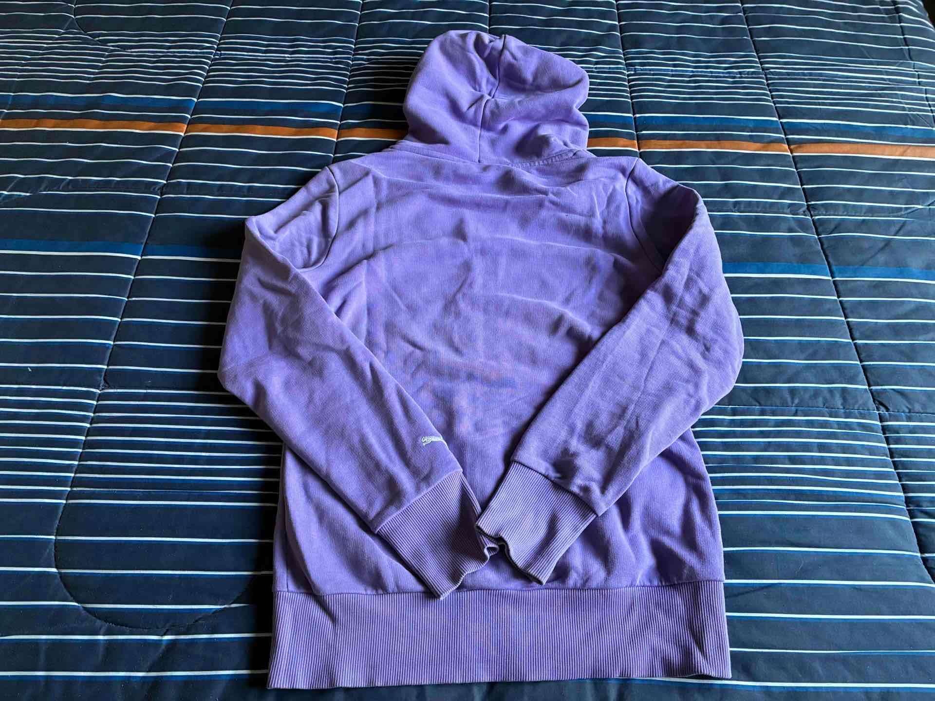 Polerón morado, marca Puma, talla S - miniatura 2