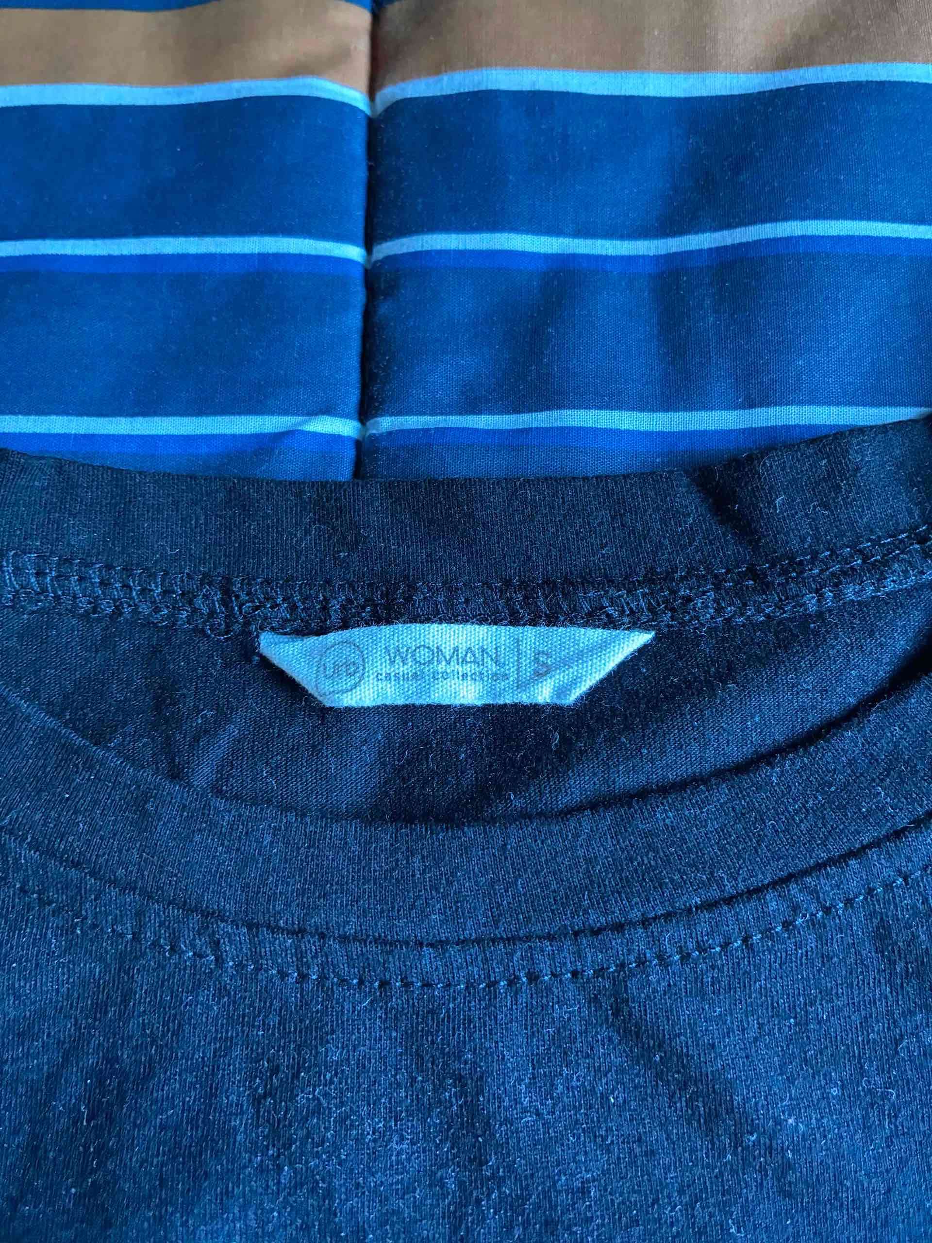 Polera negra, marca URB, talla S, nueva - miniatura 3