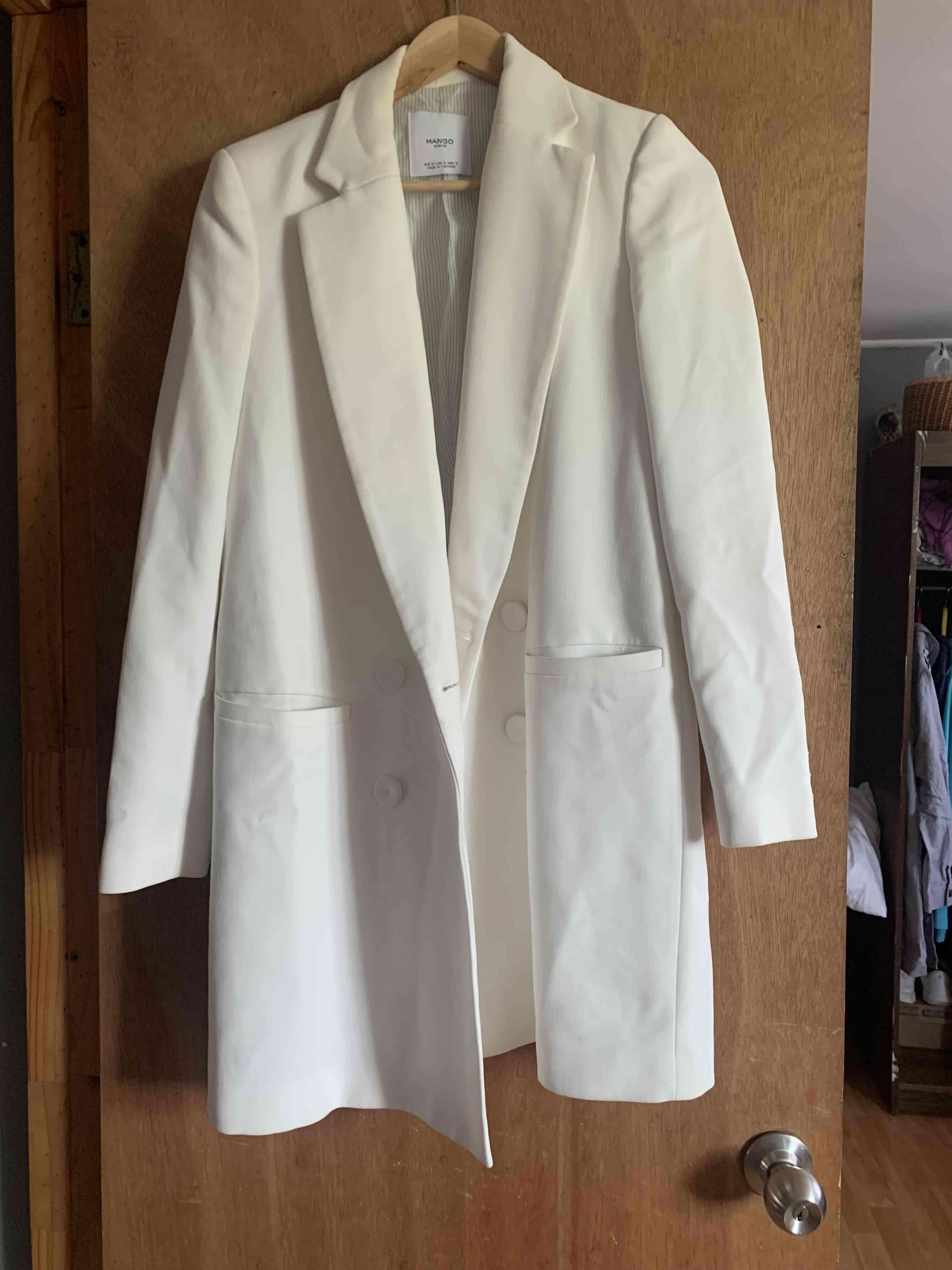 Abrigo blanco elegante - miniatura 2