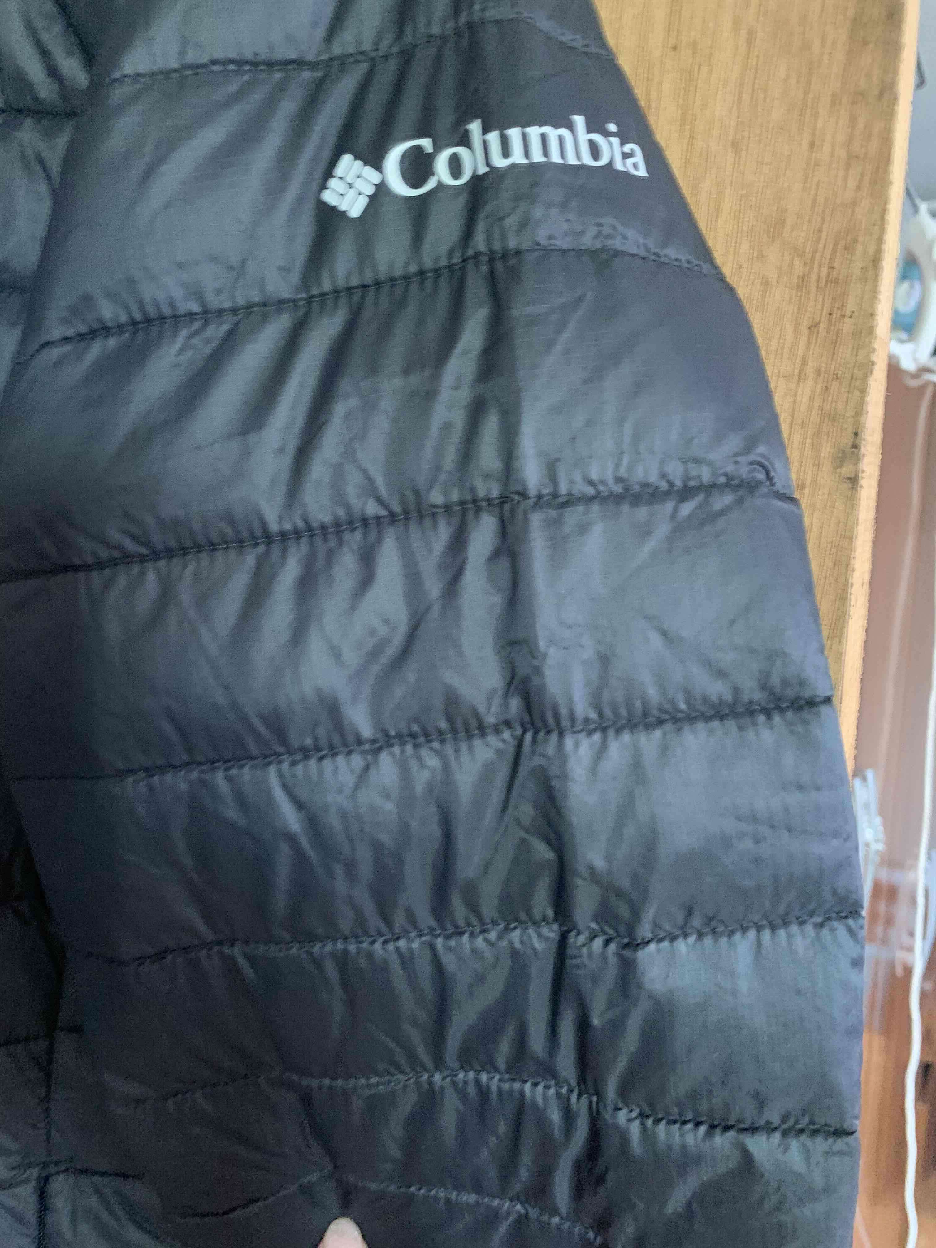 Chaqueta negra acolchada Columbia - miniatura 2