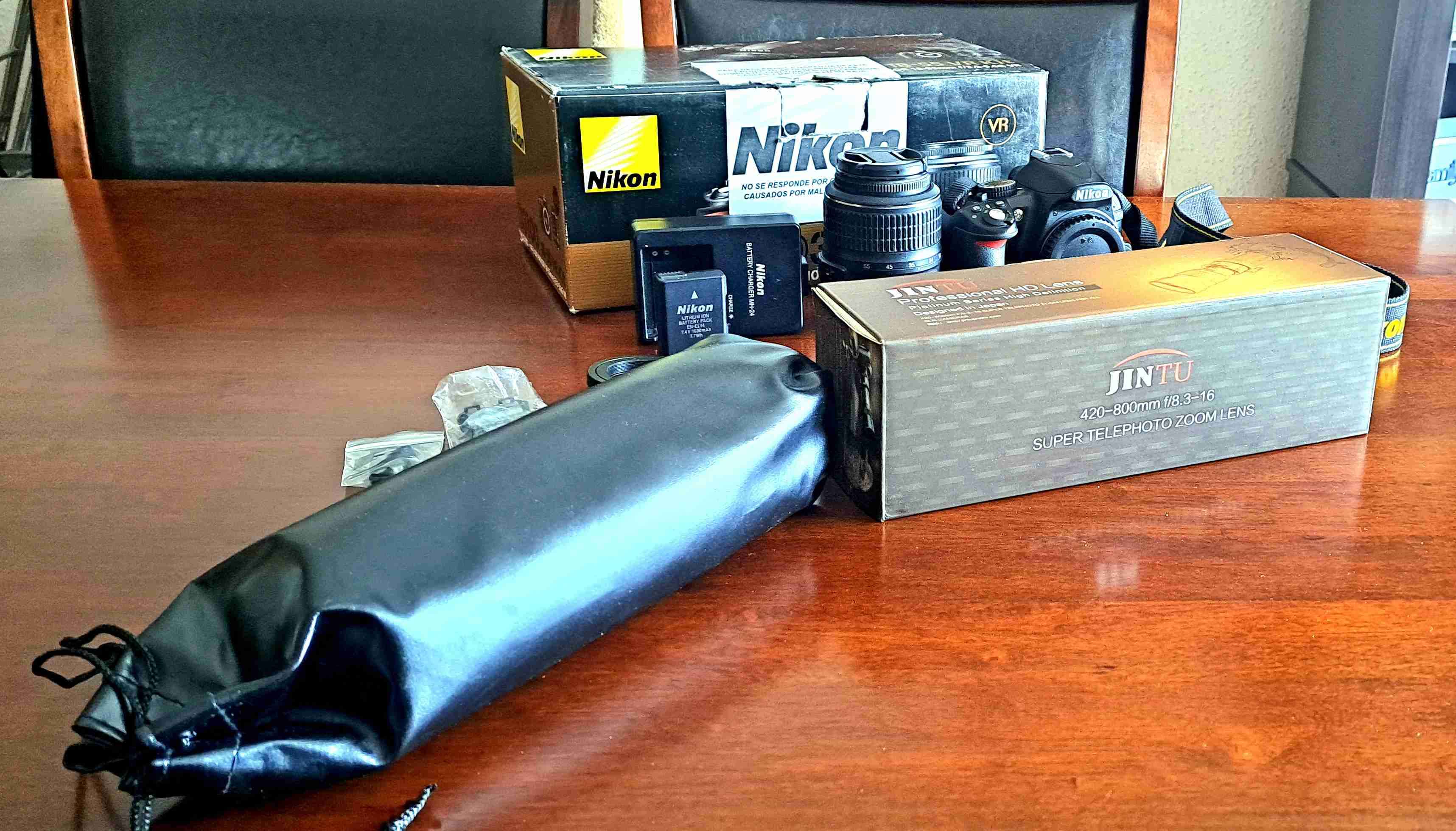 Cámara Nikon DSLR en buen estado - 4