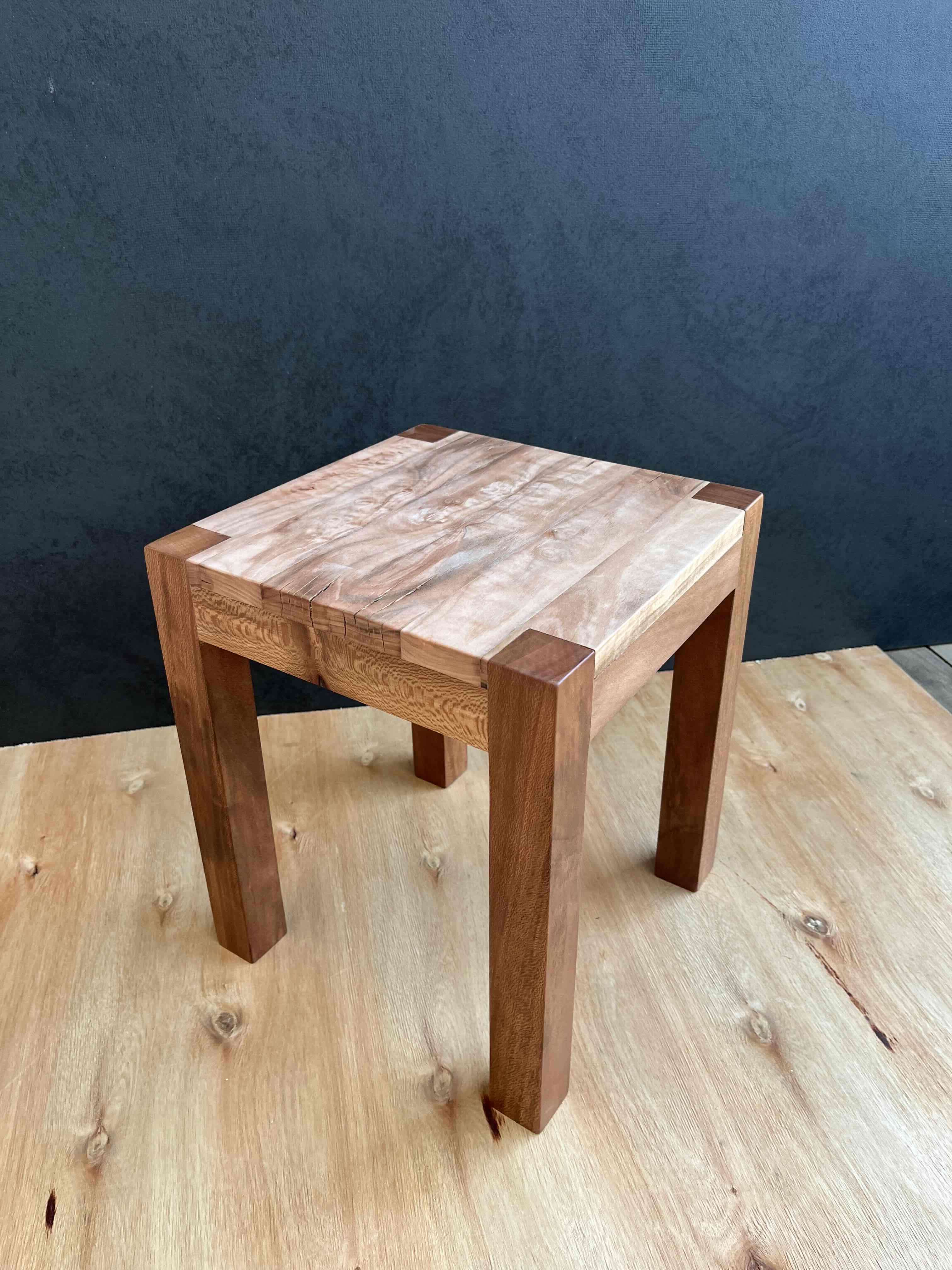 Banco de madera sólido - 3