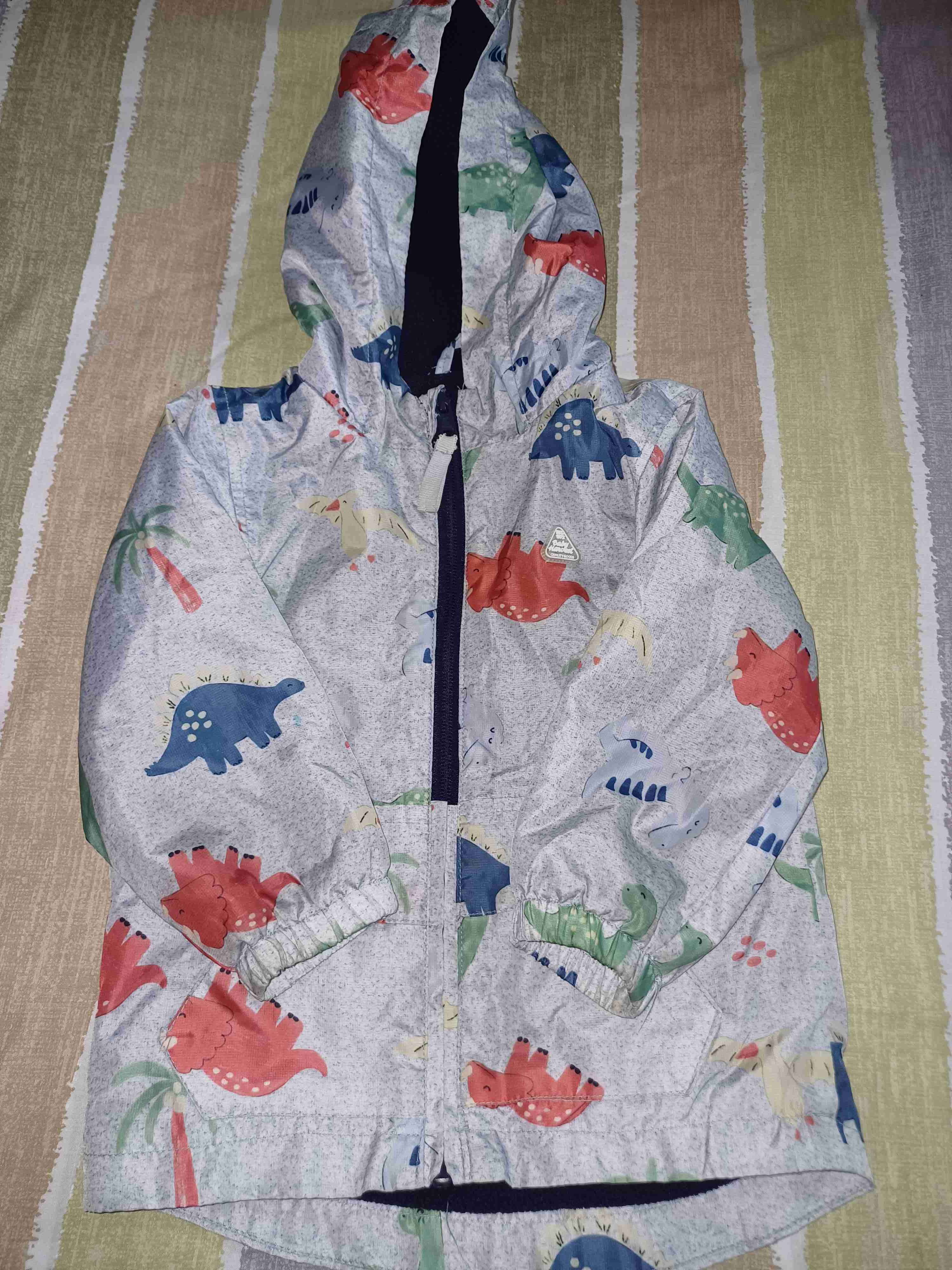 Chaqueta infantil dinosaurios con capucha