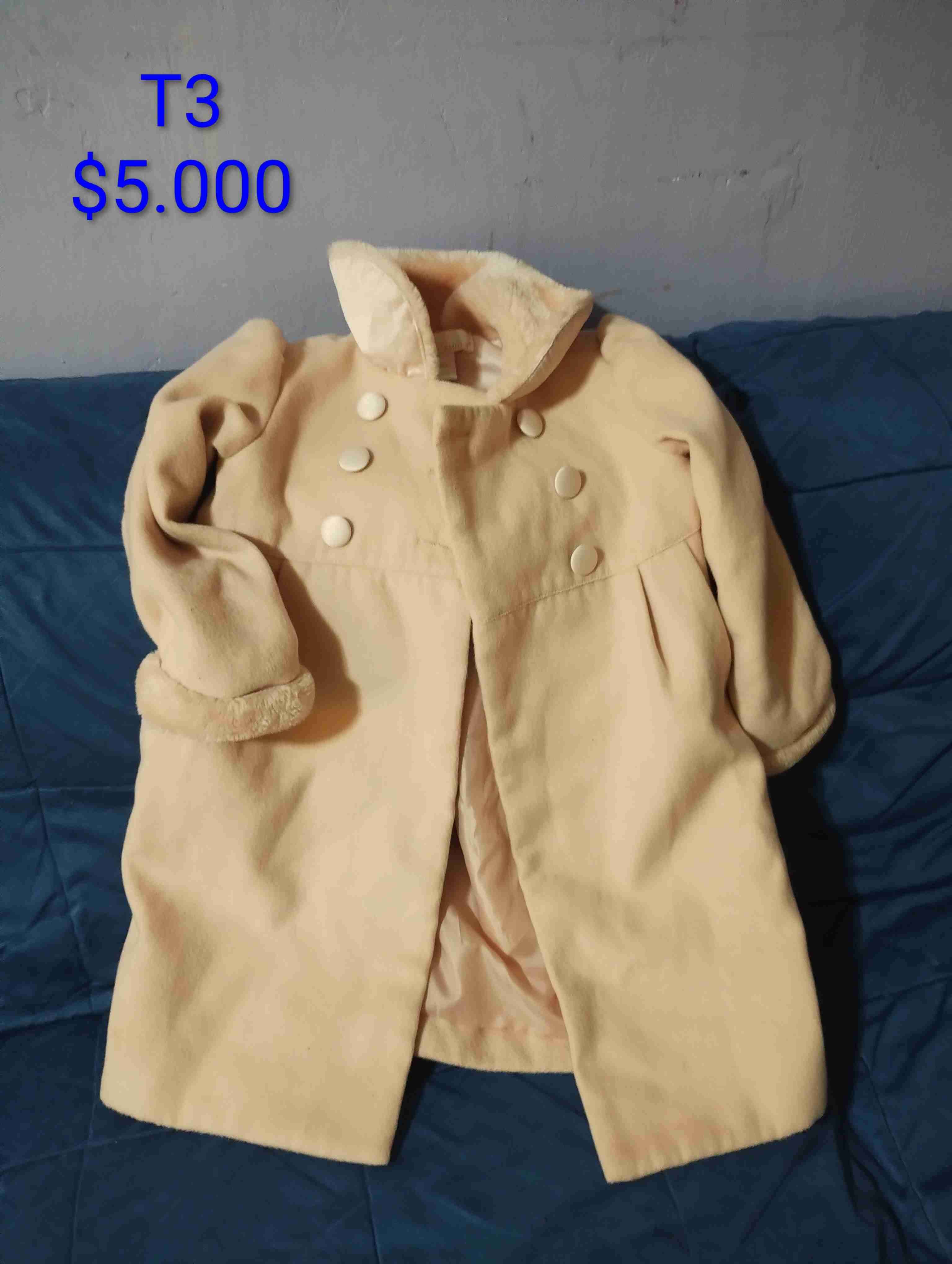 Abrigo beige de lana