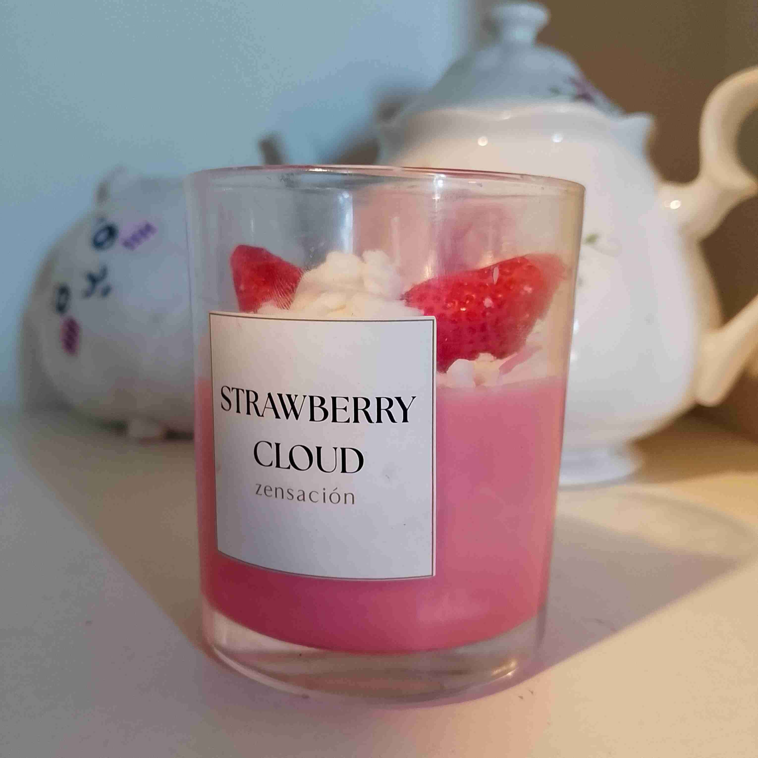 Vela aromática Strawberry Cloud aesthetic - miniatura 2
