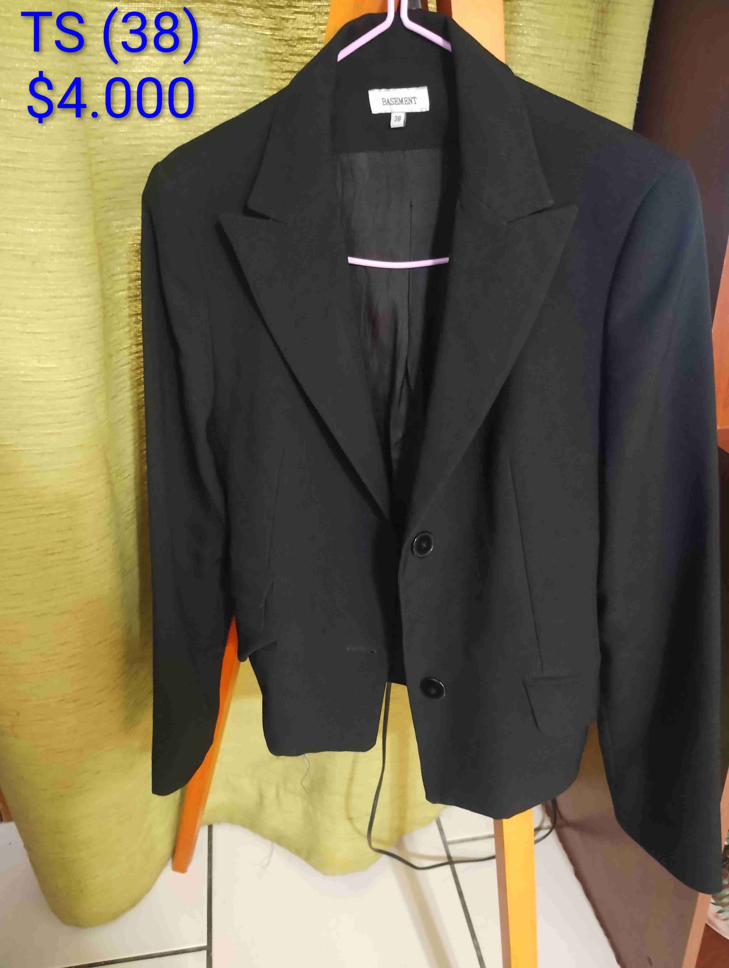 Blazer negro Basement Talla 38