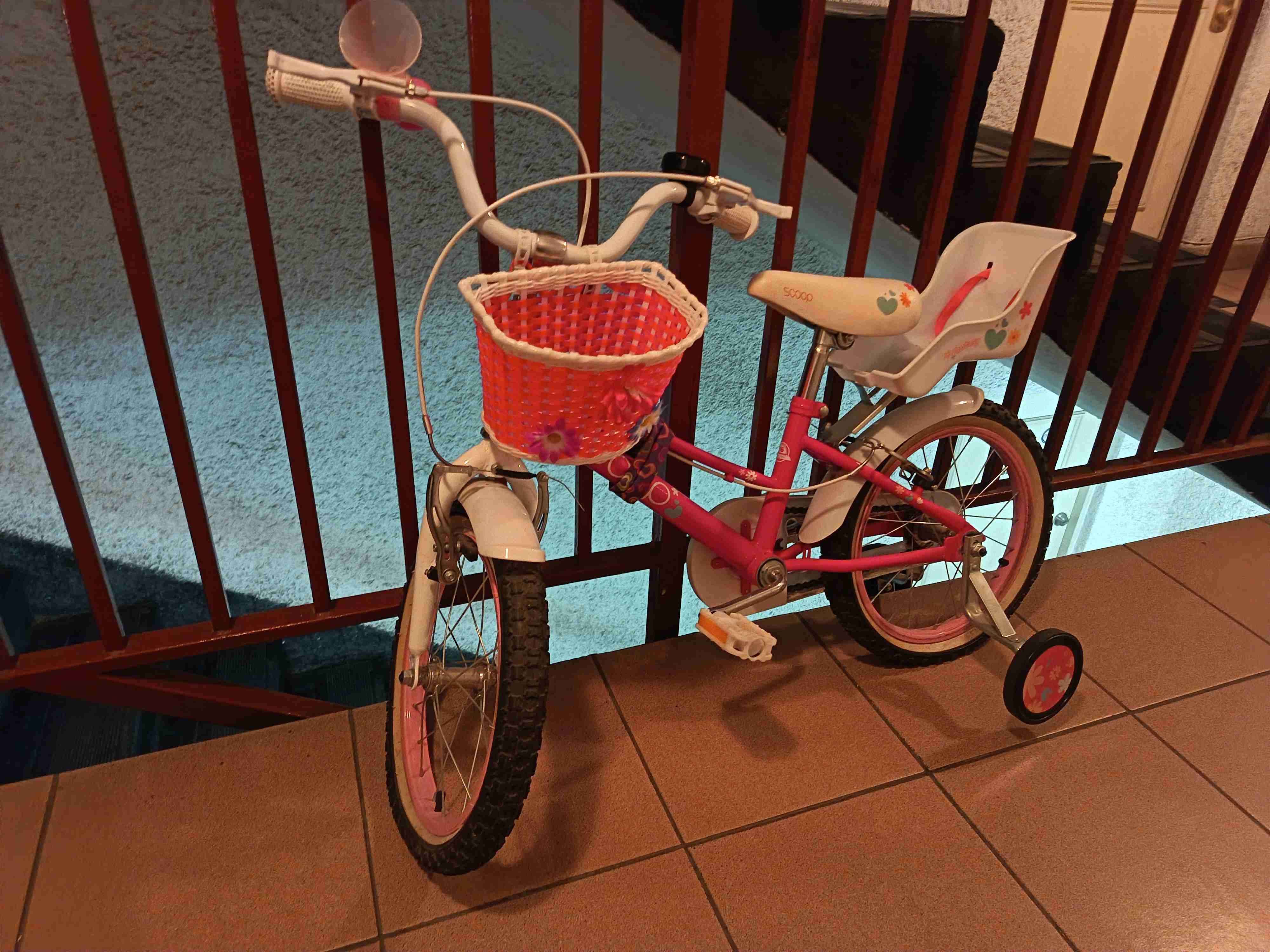 Bicicleta infantil rosada - 2