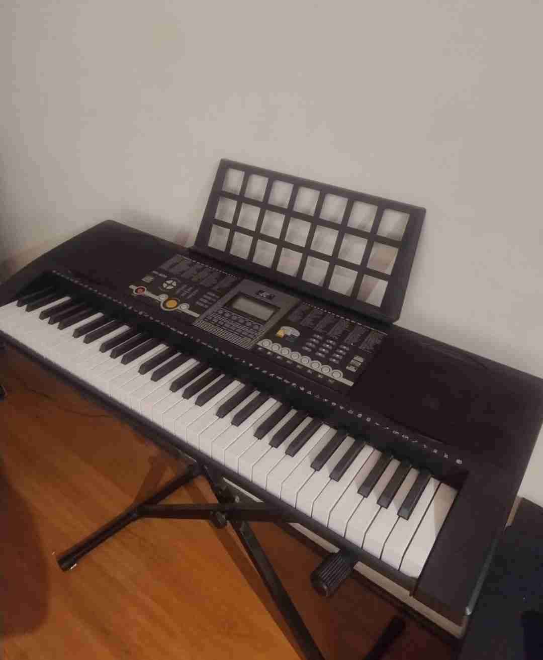 Teclado electrónico con soporte - 3