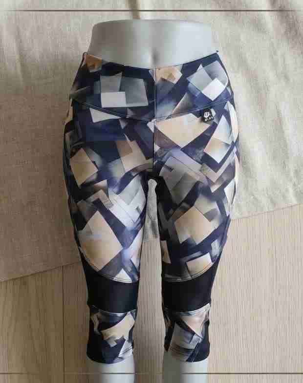 Calzas deportivas estampadas 3/4 - 1