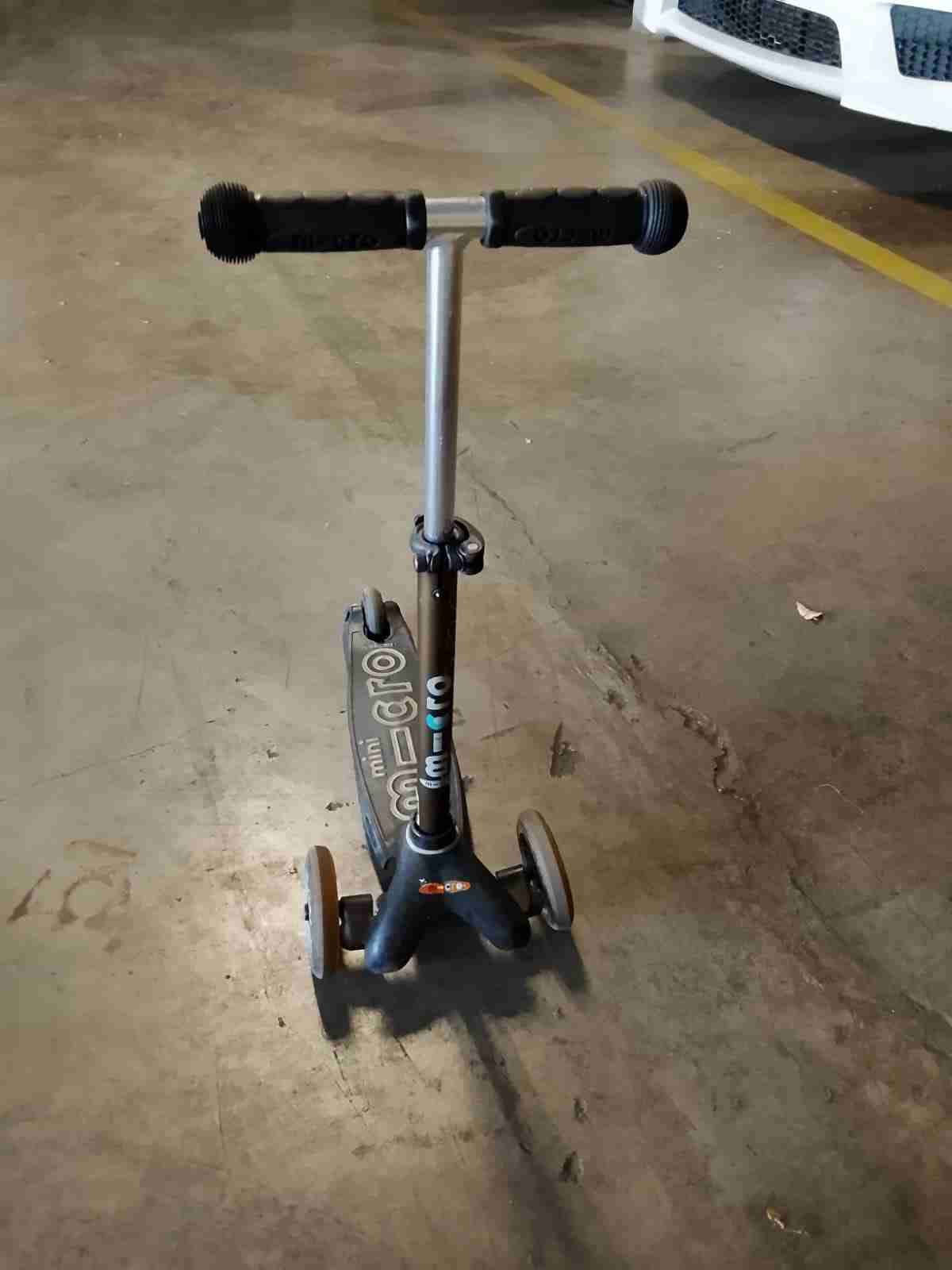 Scooter infantil micro negro - miniatura 1