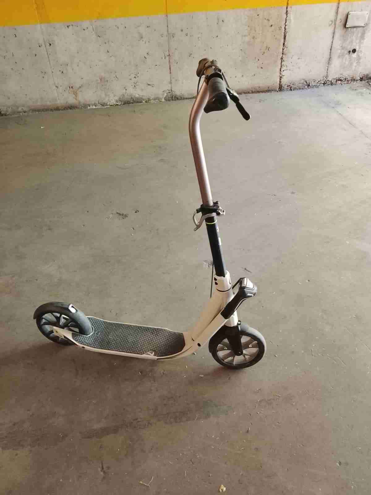 Scooter manual plegable gris - 2