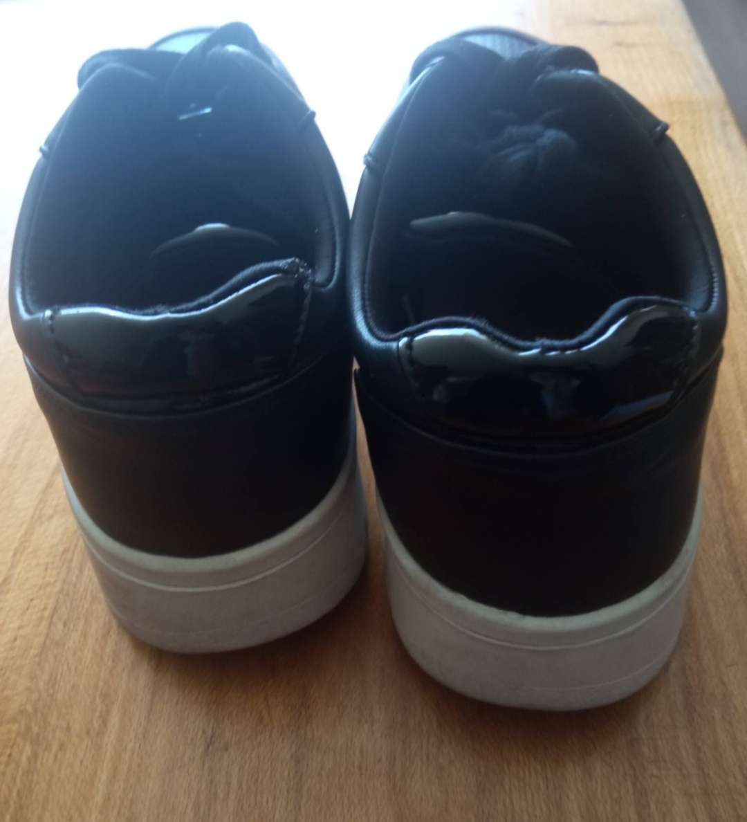 Zapatillas negras deportivas 37 - miniatura 2